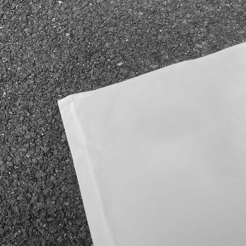 팔라스 그라데이션 삼각 레터 프린트 반팔 티셔츠 상세 이미지 12