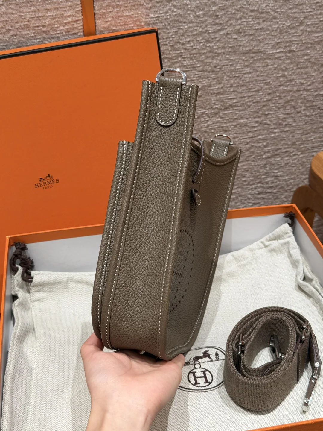 에르메스 에블린 23 cm 가방 상세 이미지 4