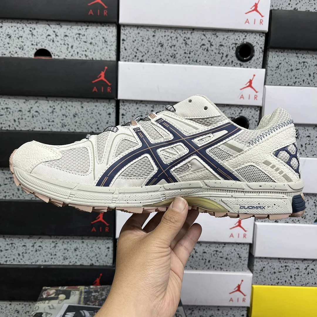 아식스 [XY] 젤 카하나 8 1011B109-023 200333 Asics Gel-Kahana 8 상세 이미지 4