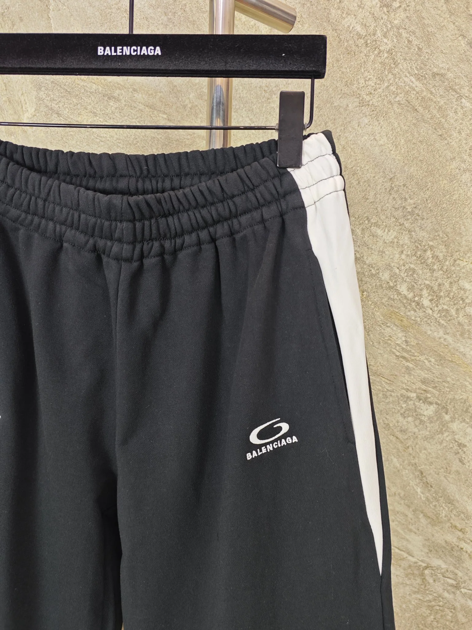 발렌시아가 26SS 남성 바지 157559 Balenciaga Pants 상세 이미지 5