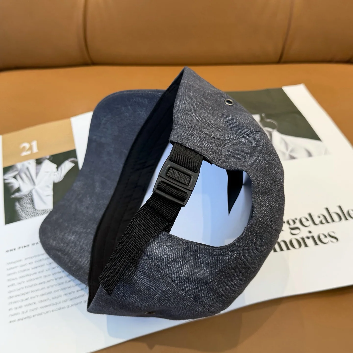샤넬 3D 자수 로고 야구모자 상세 이미지 3