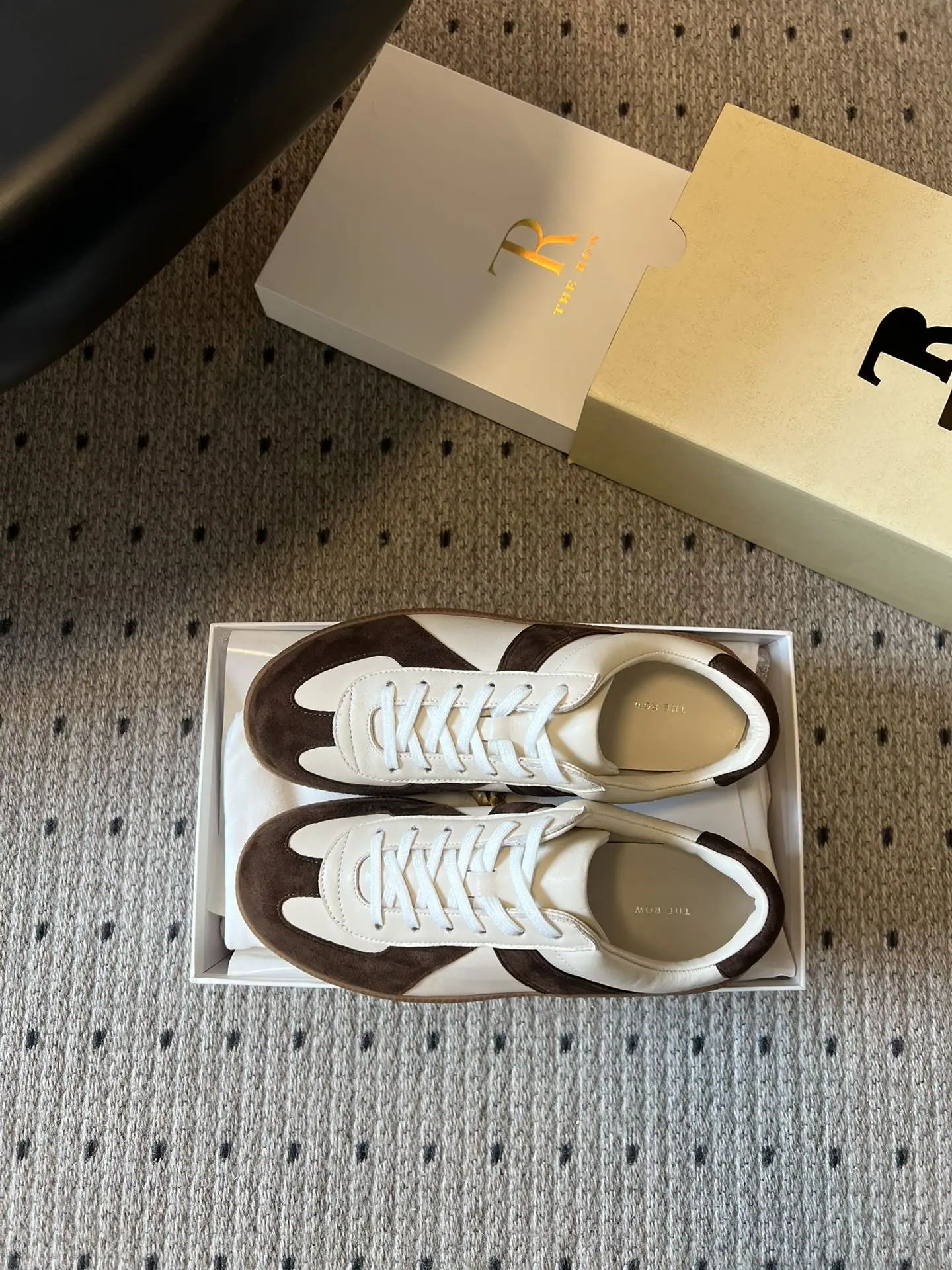 더로우 레트로 소가죽 스웨이드 트레이닝 슈즈 상세 이미지 6