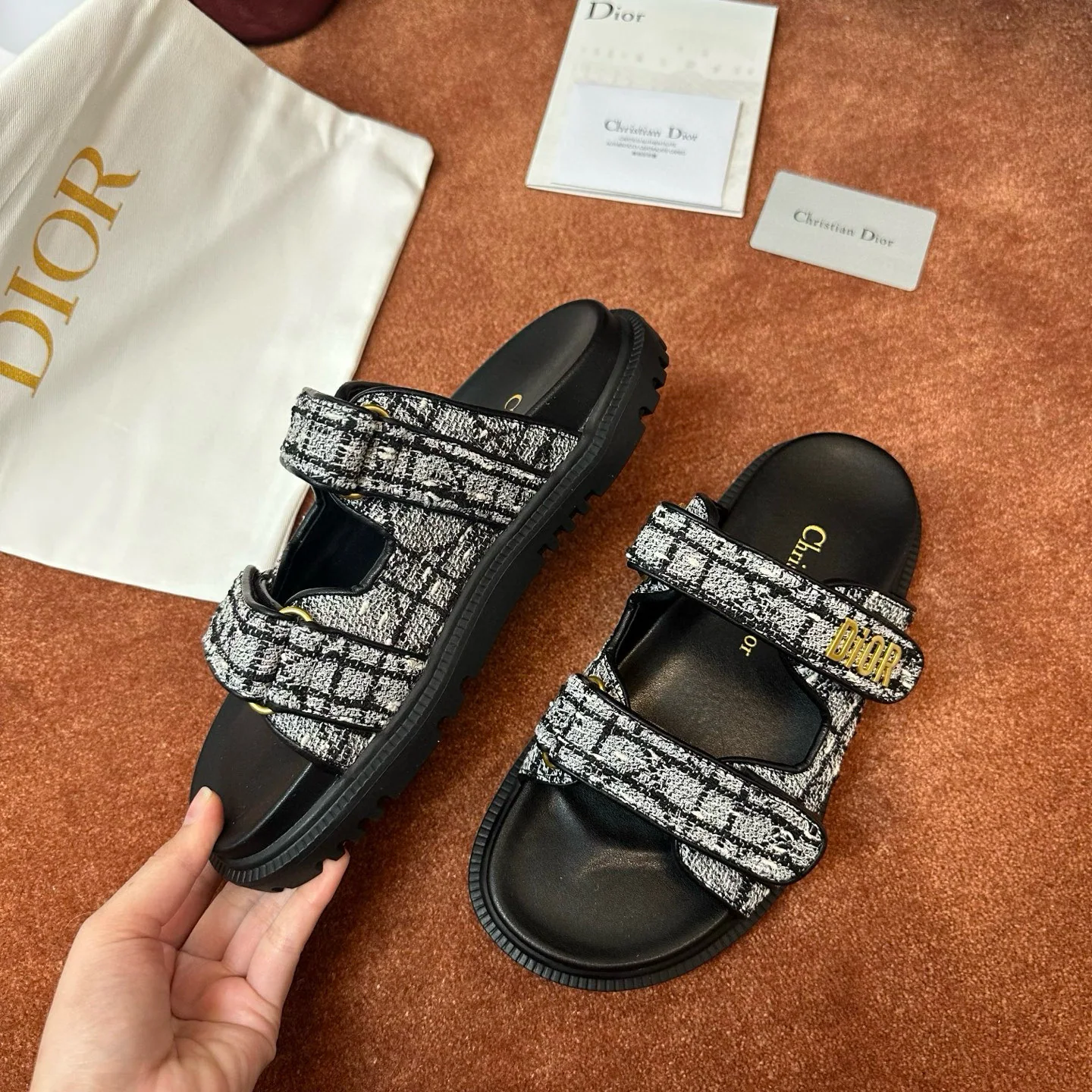 디올 자수 자카드 샌들 상세 이미지 7