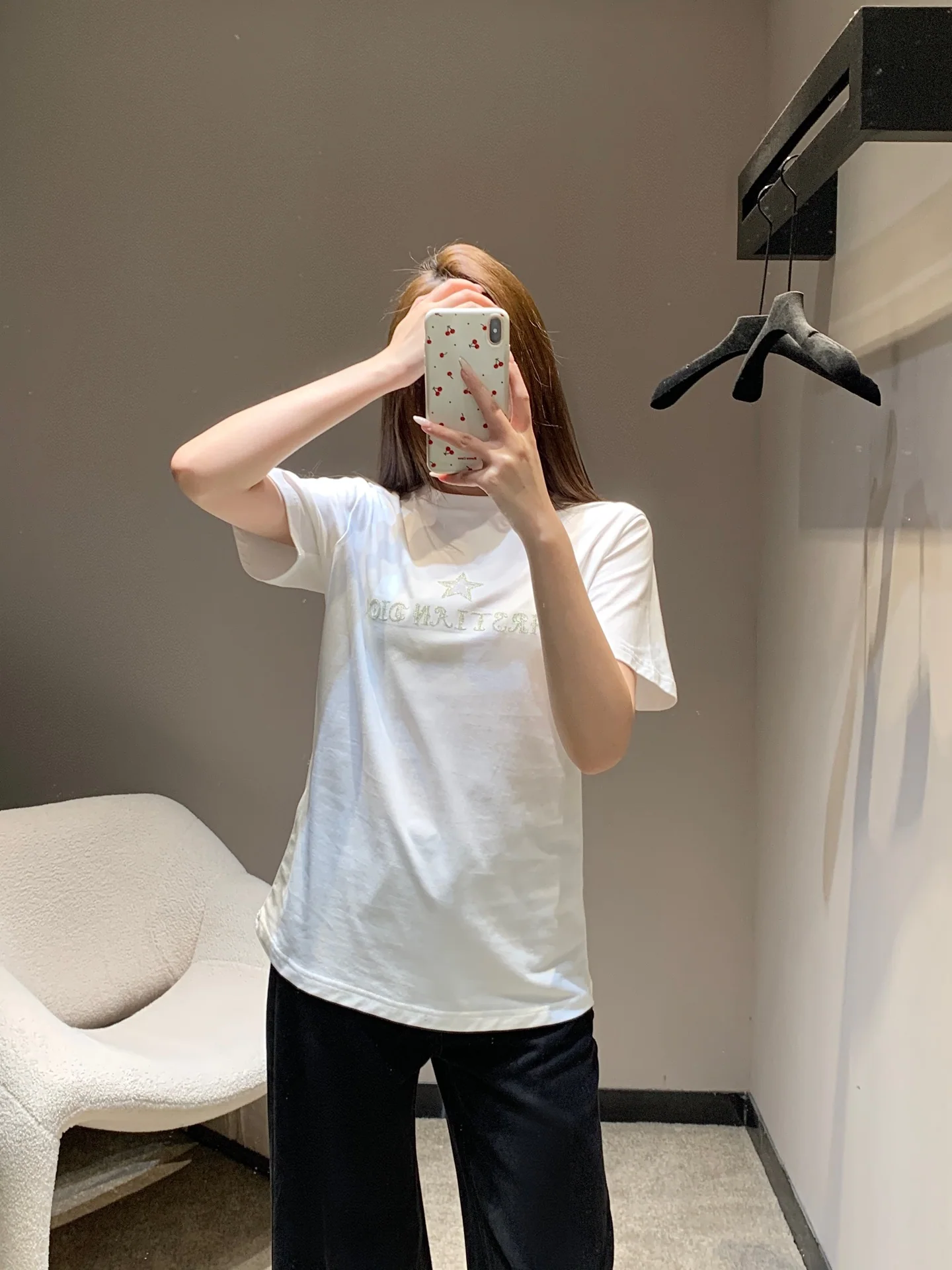 디올 레터 오각성 자수 반팔 티셔츠 26 SS 상세 이미지 7