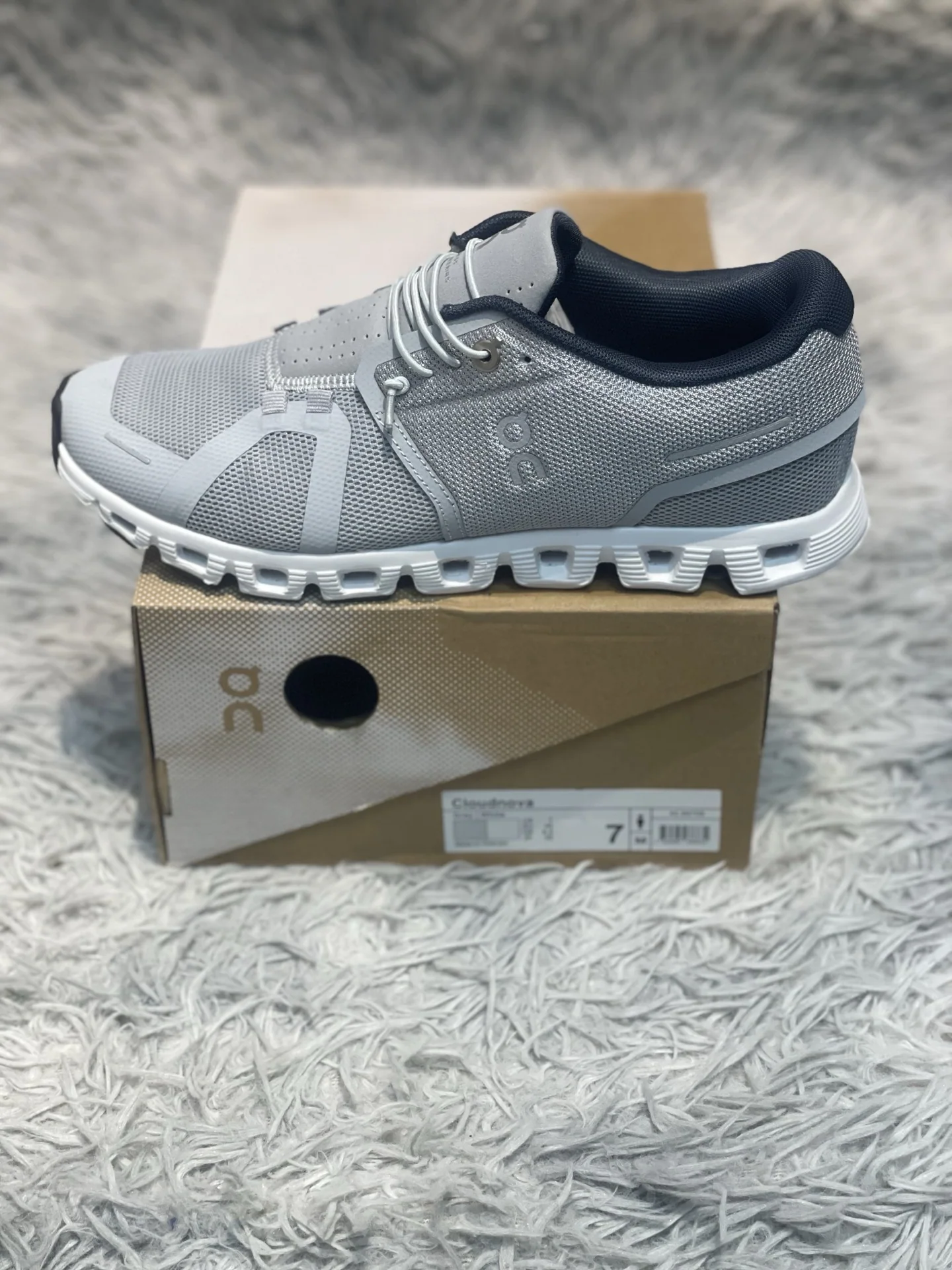 ON OnRun Cloud 6 경량 캐주얼 러닝화 상세 이미지 8