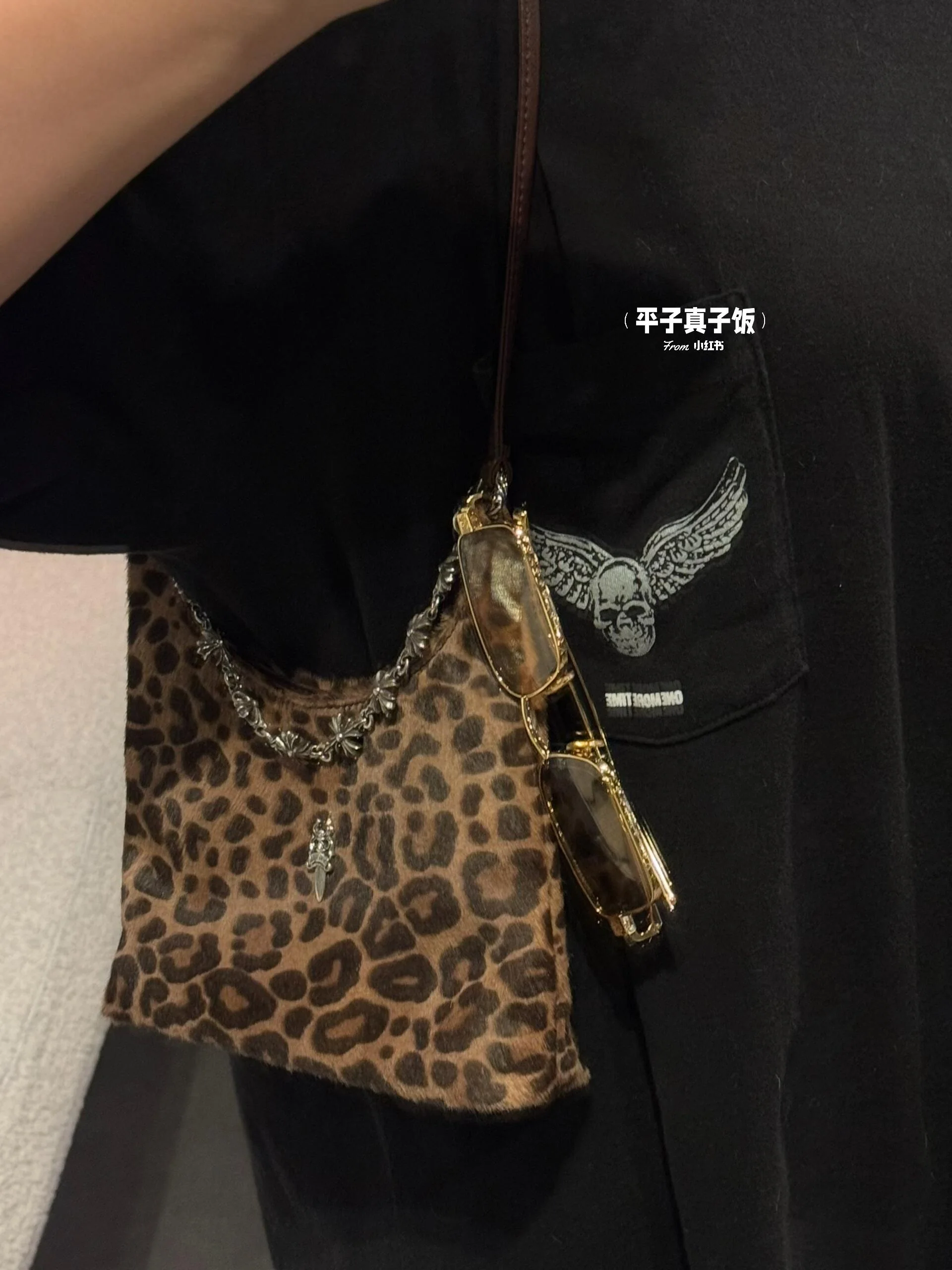 크롬하츠 레오파드 프린트 호스 헤어 숄더백 상세 이미지 8
