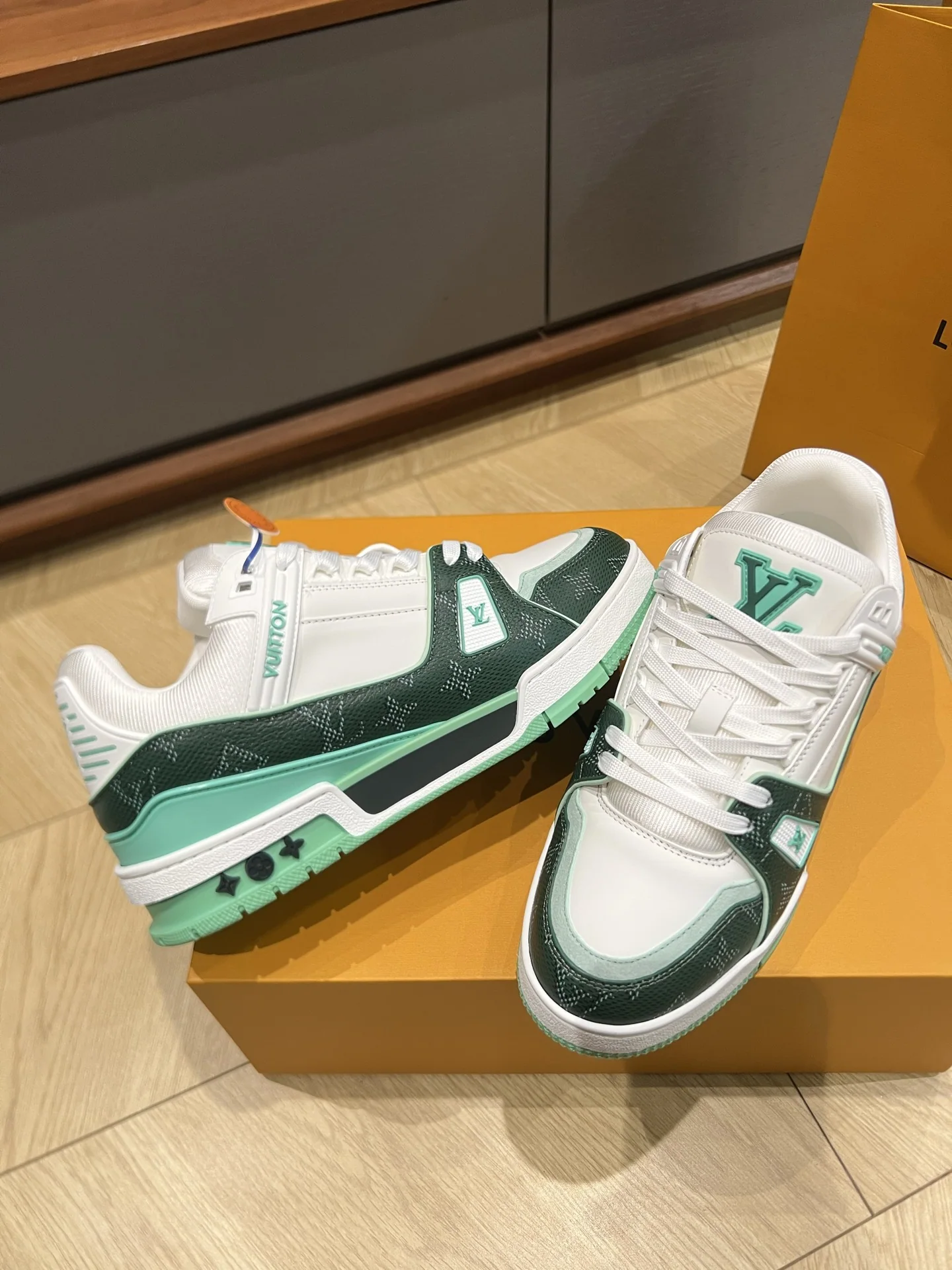 루이비통 LV 26 트레이너 신발 상세 이미지 4
