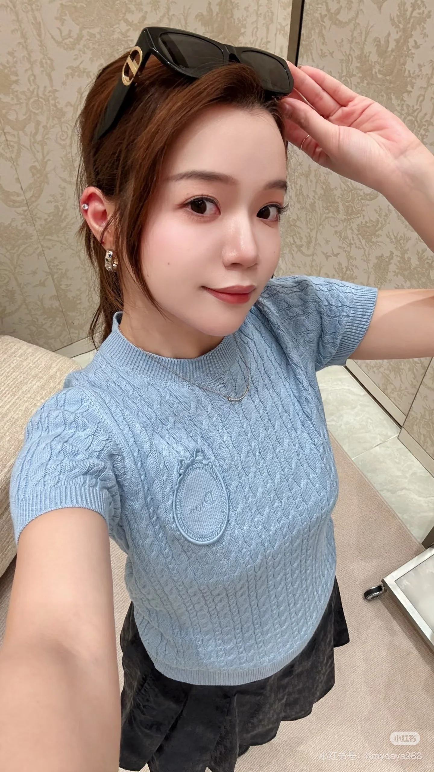 디올 3D 케이블 니트 반팔 티셔츠 상세 이미지 3