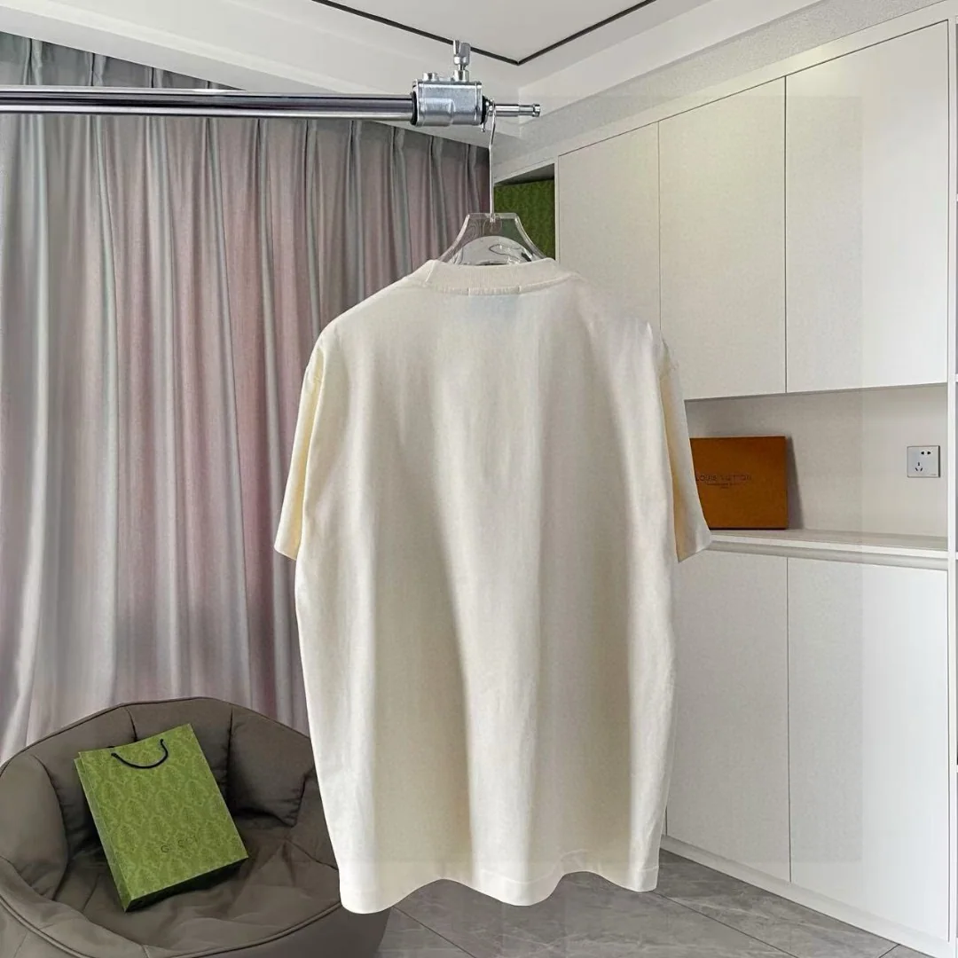 구찌 남성 맞춤형 레터 로고 프린트 반팔 티셔츠 상세 이미지 7