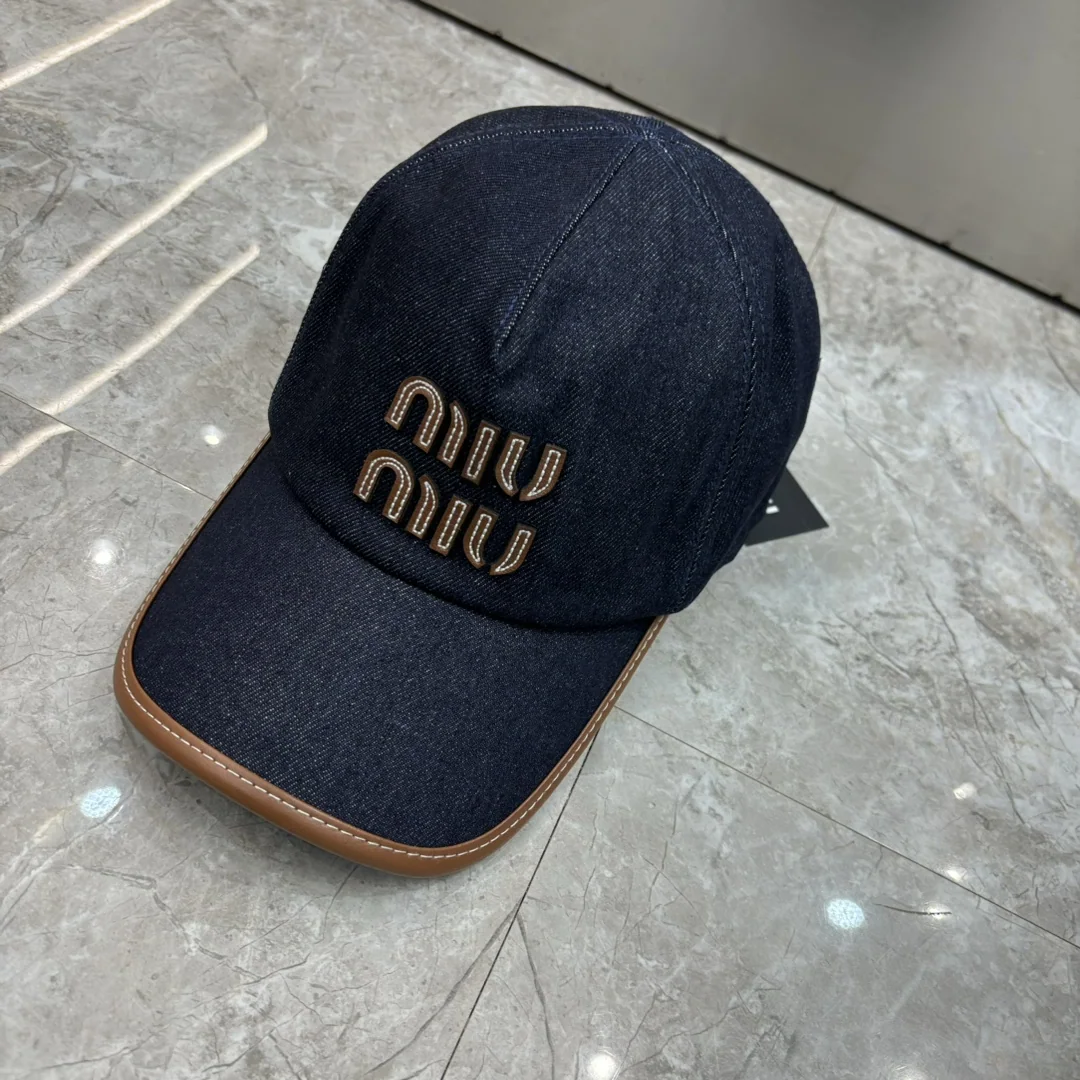 미우미우 베이스볼캡 상세 이미지 3