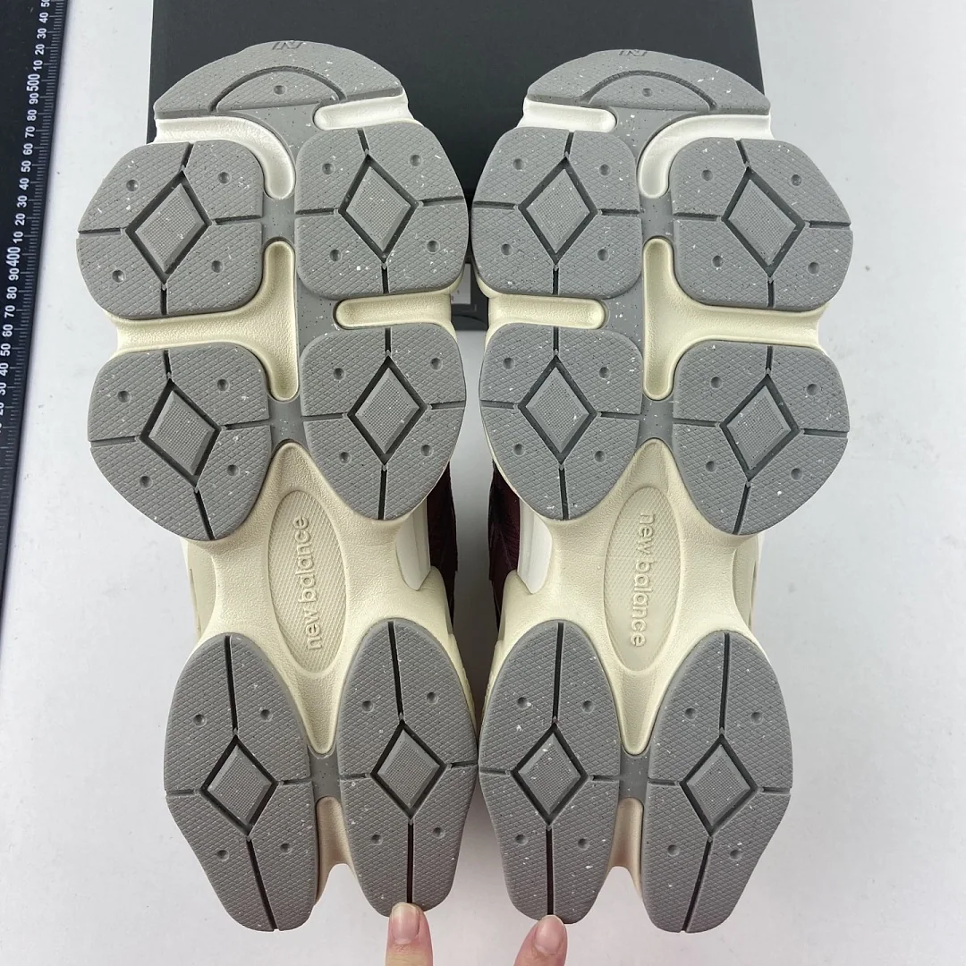 뉴발란스 [C] 9060 U9060VNA 202123 New Balance 9060 상세 이미지 2