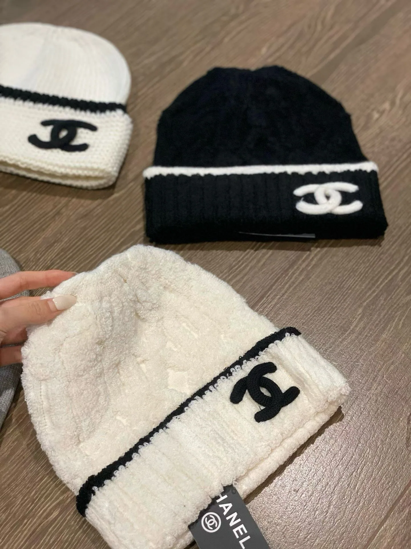 샤넬 더블 C 웨빙 장식 모피 비니 모자 상세 이미지 7