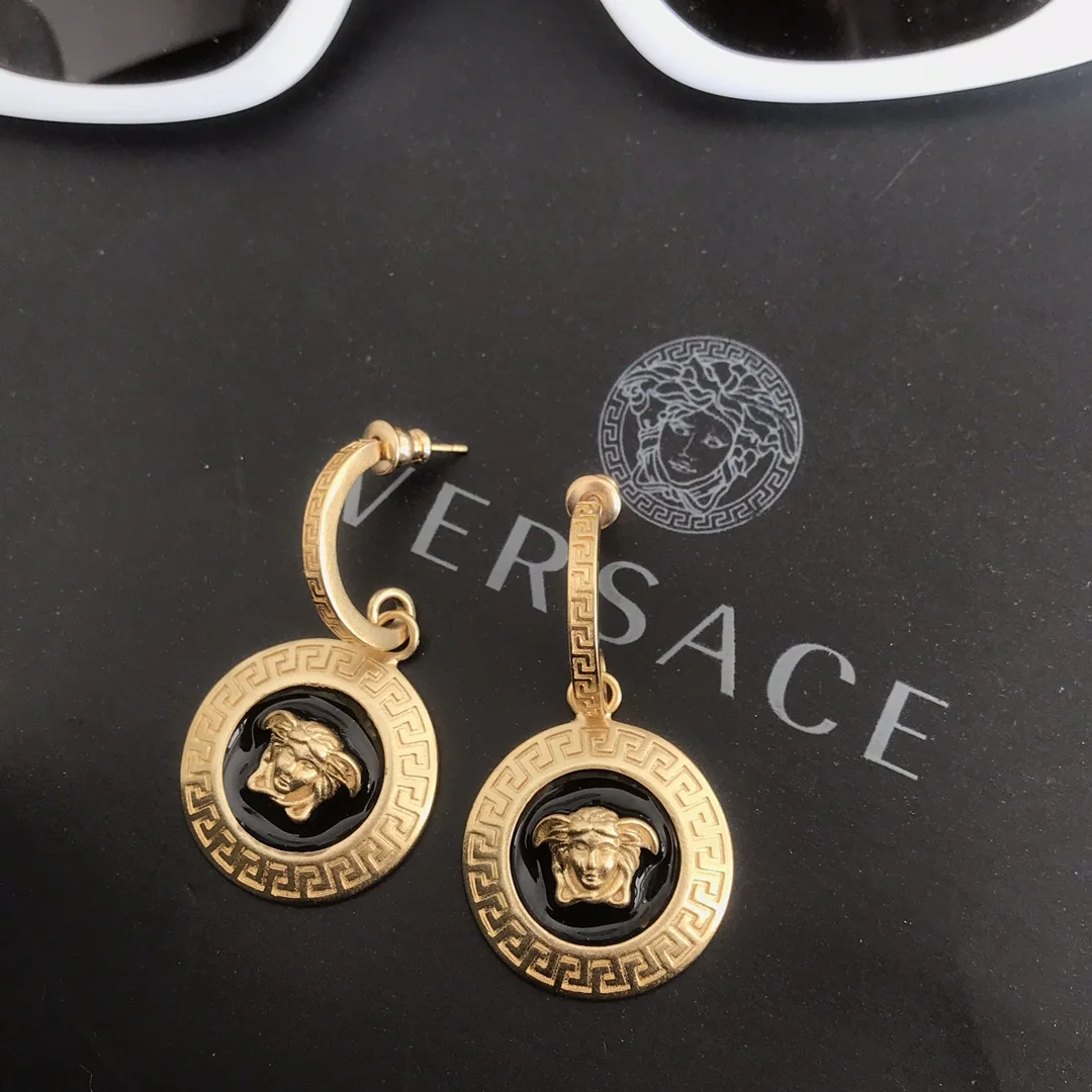 베르사체 귀걸이 63378 Versace Earrings 상세 이미지 6