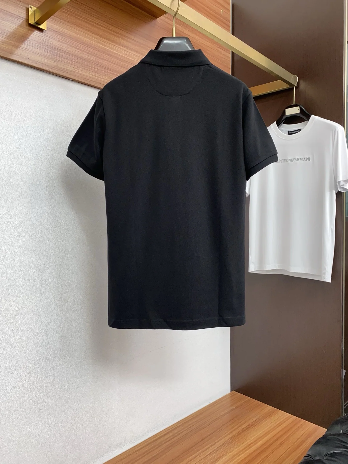 브루넬로쿠치넬리 체크 카라 가죽 로고 남성 반팔 폴로셔츠 상세 이미지 10