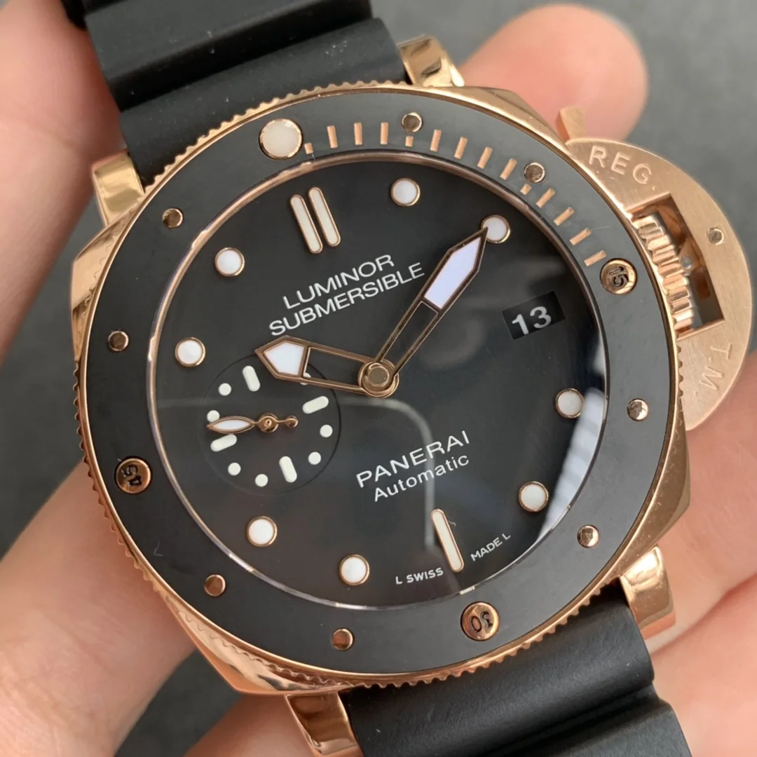 파네라이 PAM684 로즈골드 자동 시계 상세 이미지 2