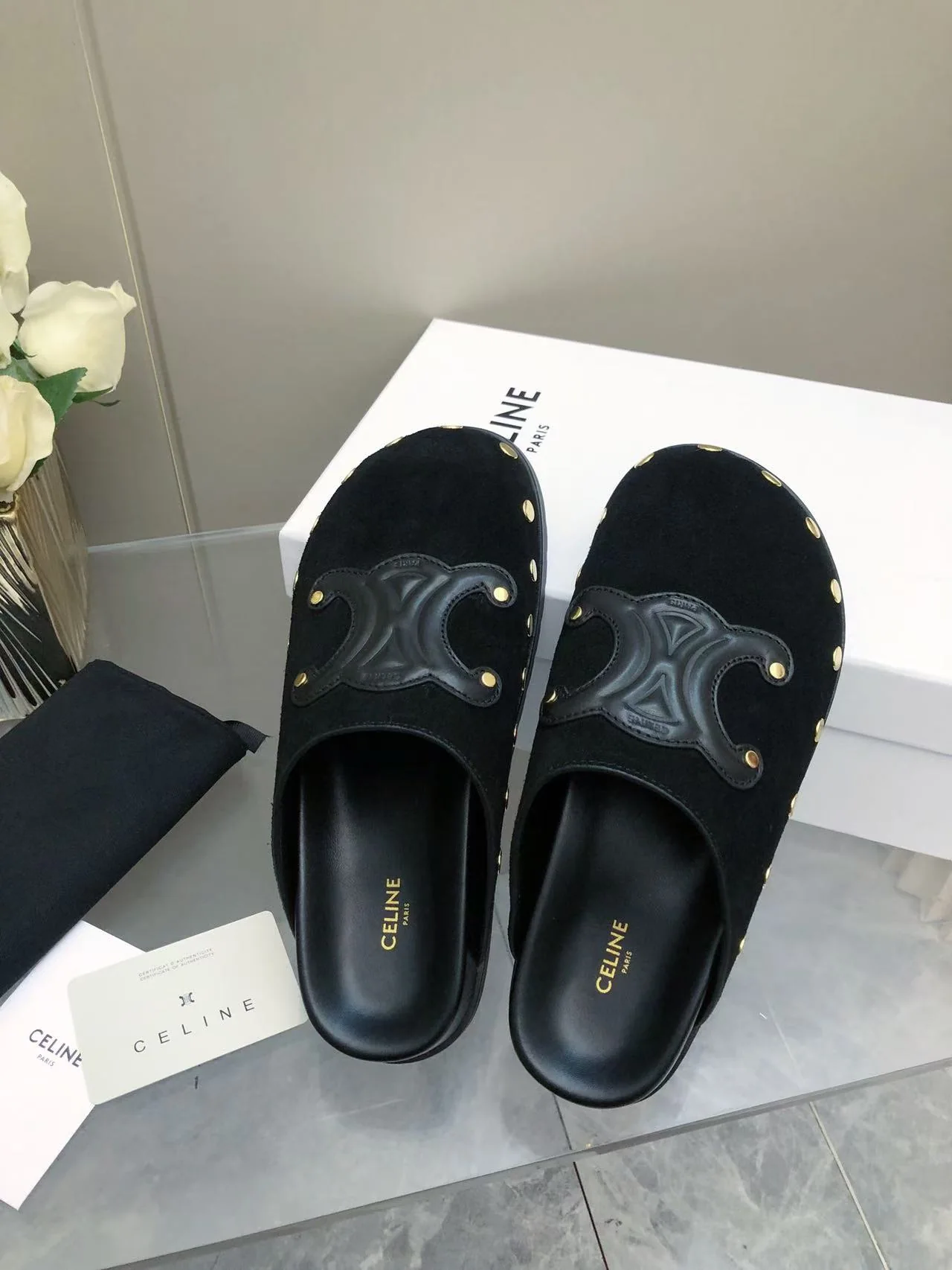 셀린느 브라운 스웨이드 버켄스탁 신발 상세 이미지 9