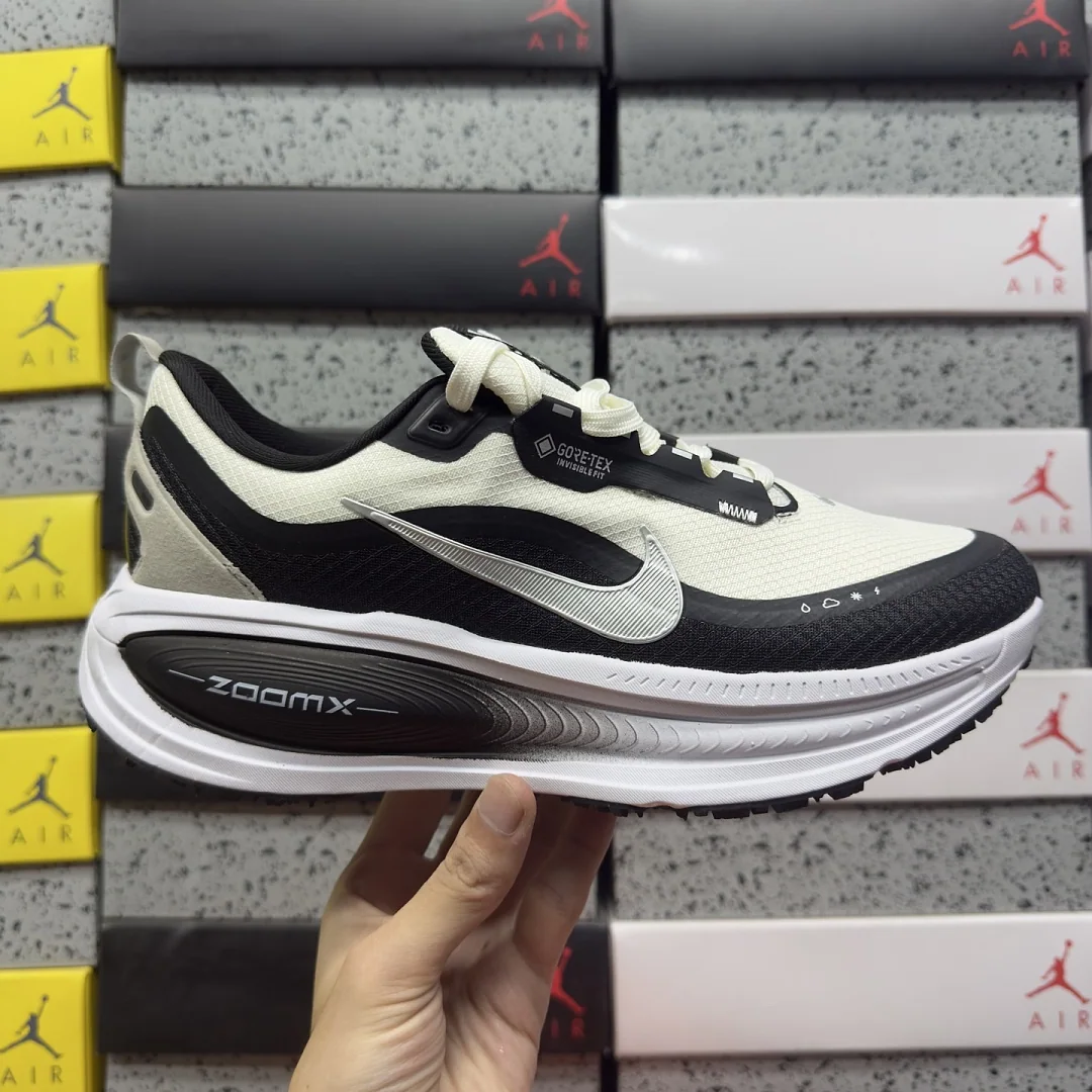 나이키 [XY] 보메로 18 201888 Nike Vomero 18 HQE98-007 상세 이미지 6