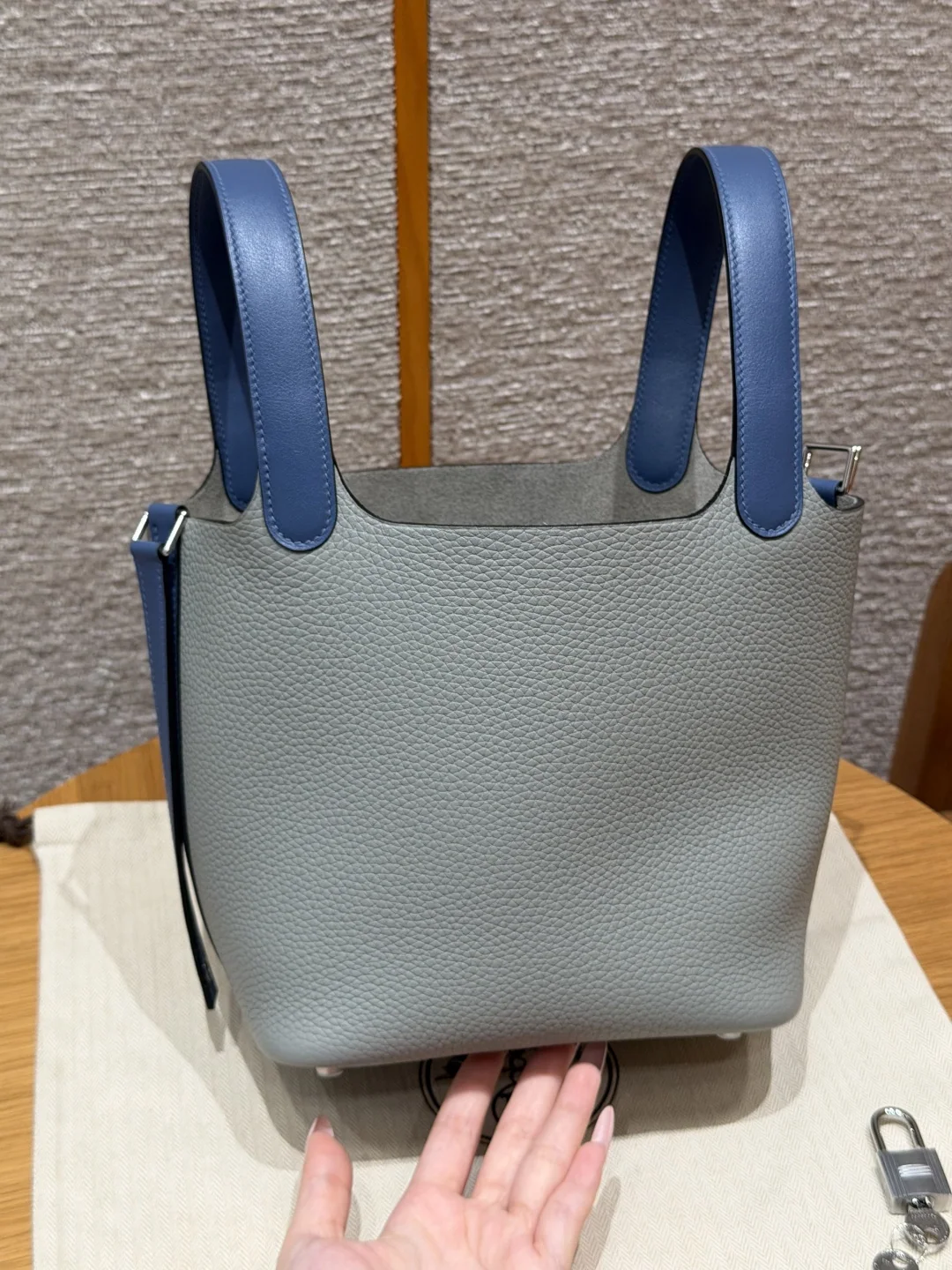 에르메스 피코탄 락 18 cm 가방 상세 이미지 4