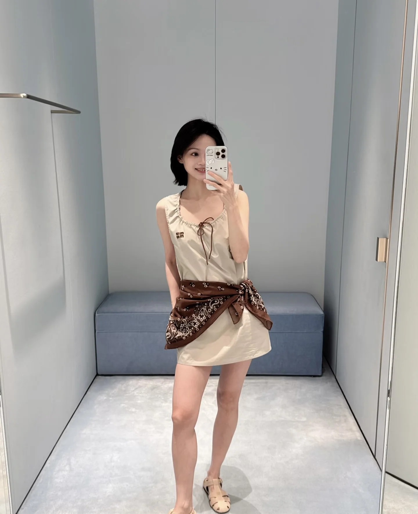 미우미우 카키 드로스트링 민소매 미니 원피스 상세 이미지 5