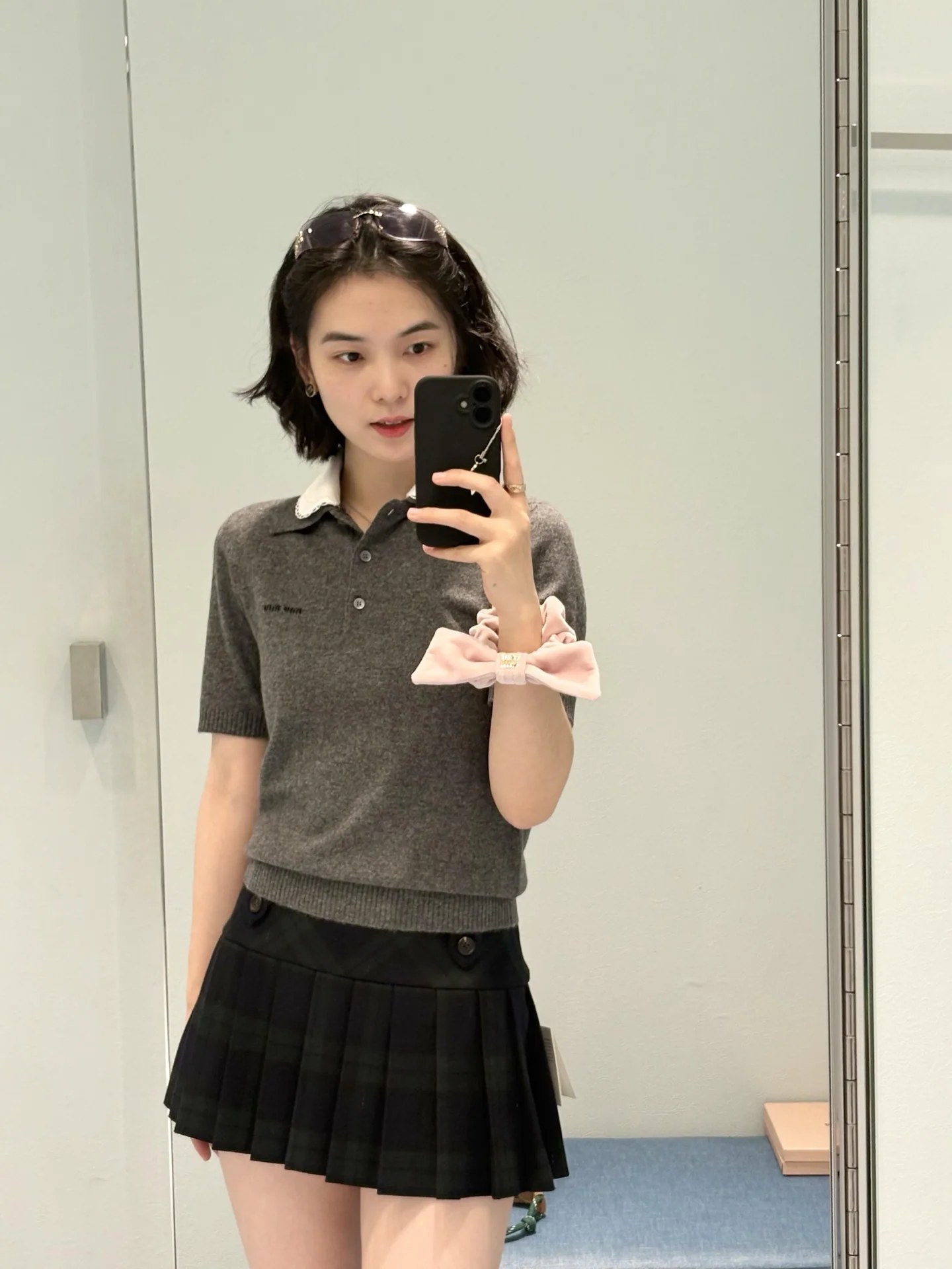 미우미우 컬러 블록 캐시미어 반팔 폴로셔츠 26 SS 상세 이미지 1