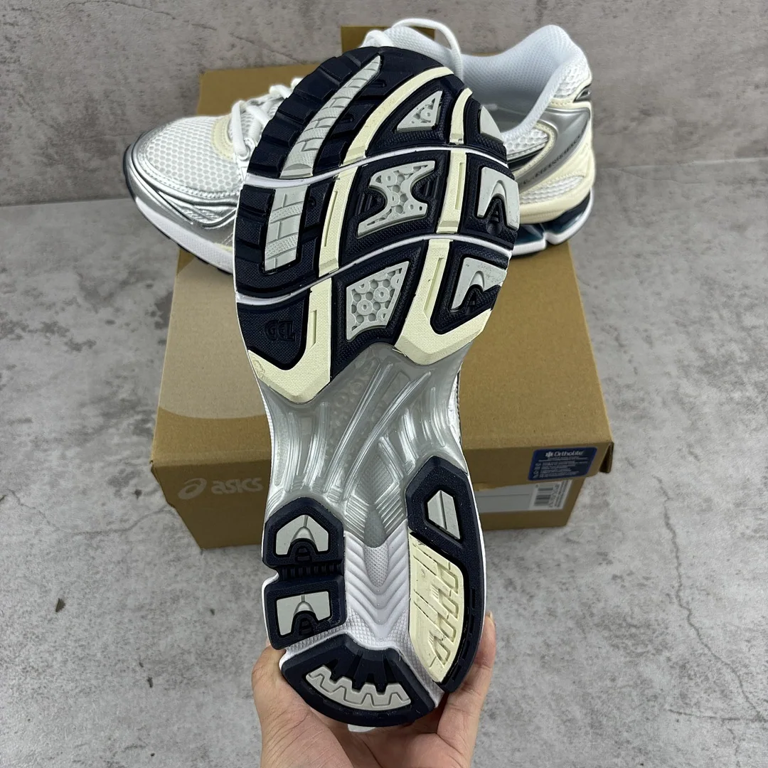 아식스 [ZC] 젤 카야노 14 1202A056-109 200235 Asics Gel-Kayano 14 White Midnight 상세 이미지 6