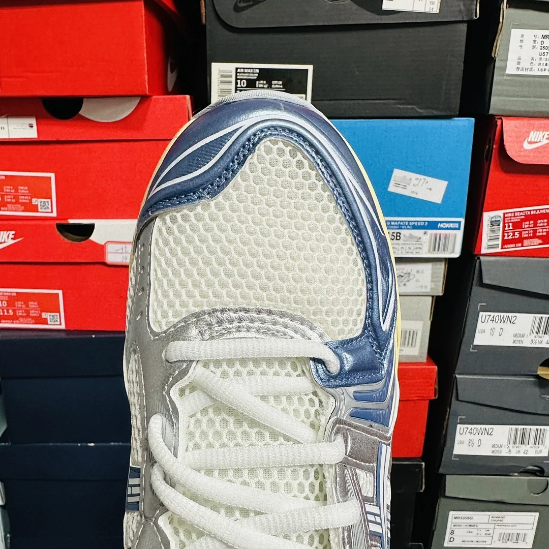 아식스 [TOP] 젤 카야노 14 1203A537-102 200255 Asics Gel-Kayano 14 Cream Metallic Blue 상세 이미지 4