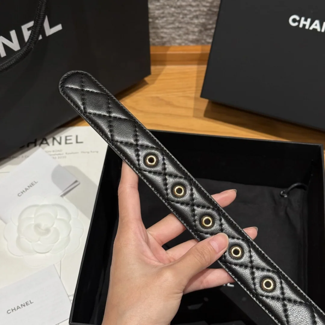 샤넬 더블 C 메탈 로고 램스킨 벨트 상세 이미지 7