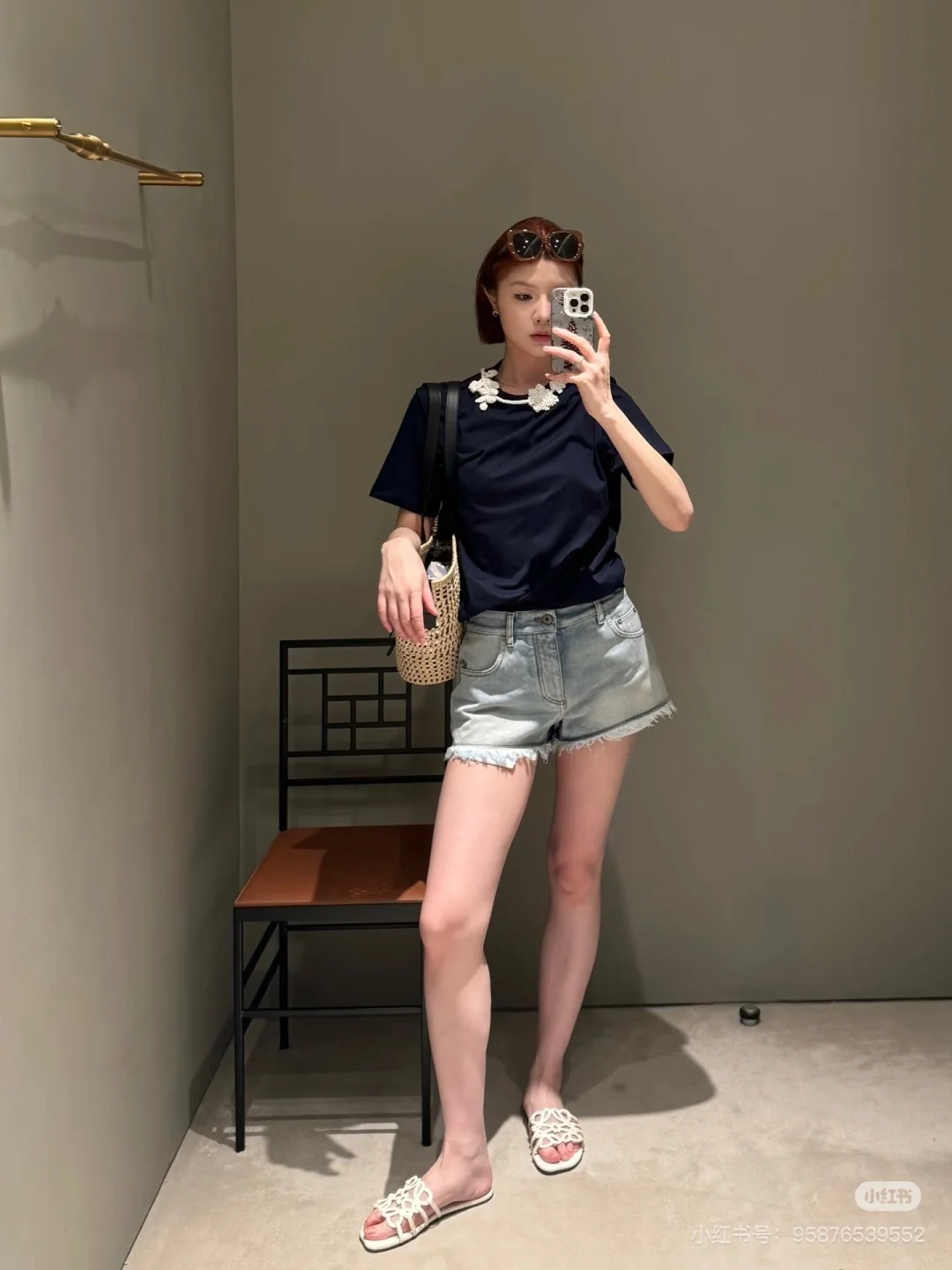 로에베 여성 반팔 티셔츠 상세 이미지 4