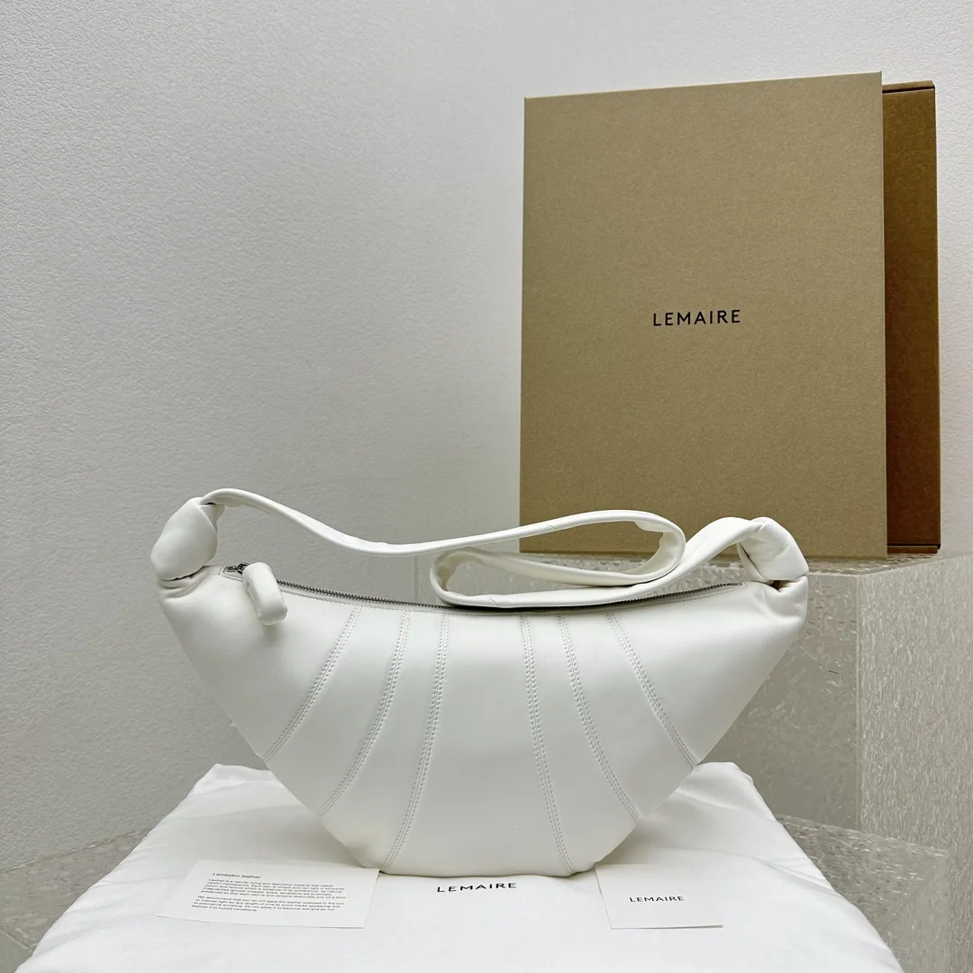 르메르 램스킨 미디엄 바게트 백 130257