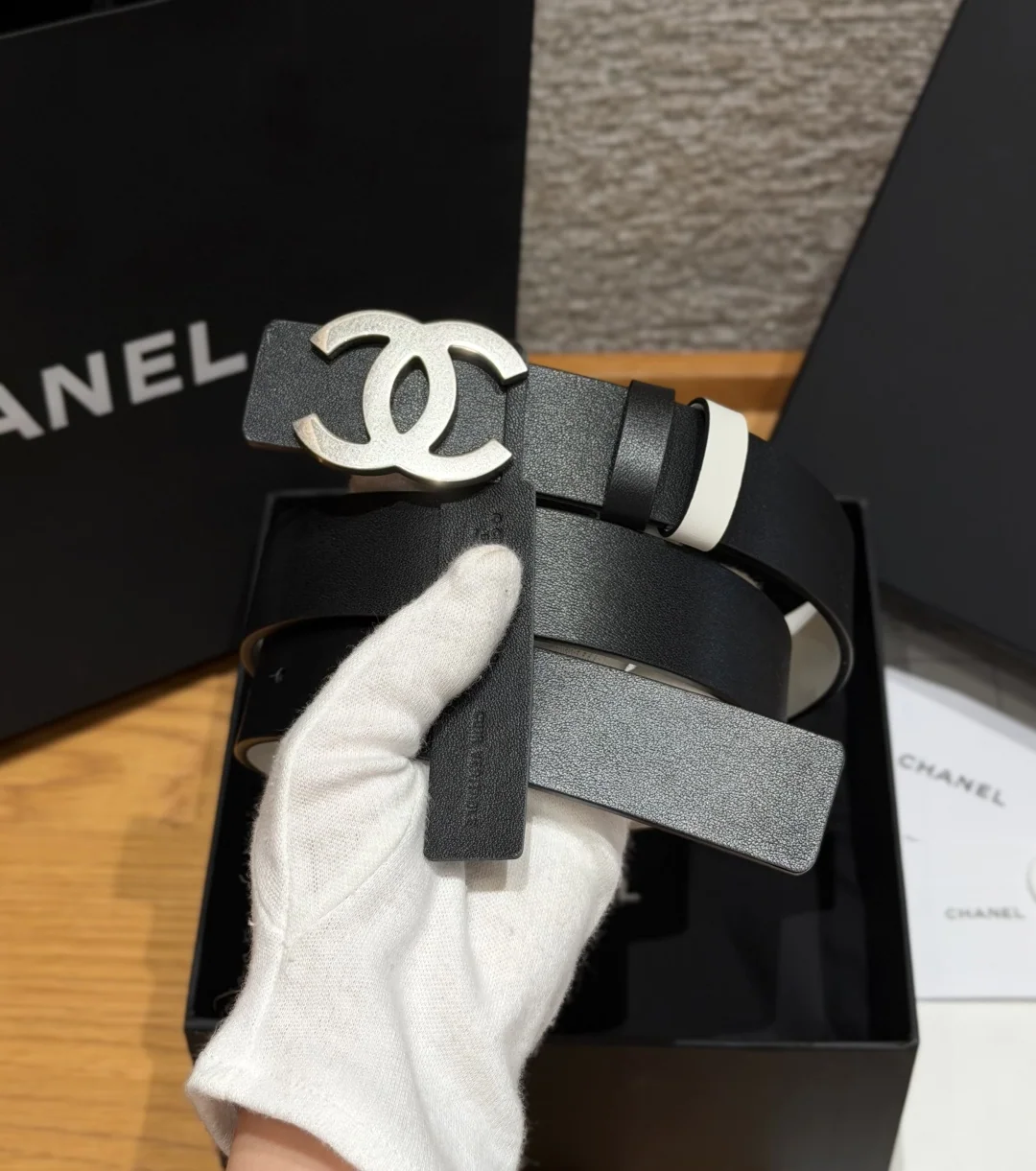 샤넬 리버시블 카프스킨 더블 C 버클 벨트 상세 이미지 2