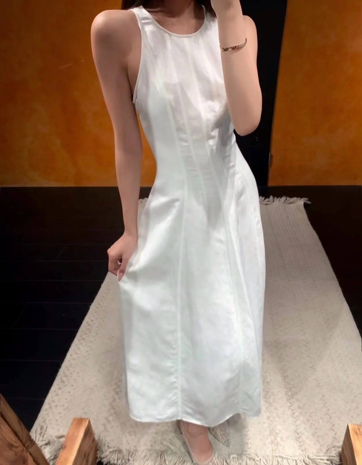 브루넬로쿠치넬리 화이트 린넨 민소매 맥시 원피스 상세 이미지 4