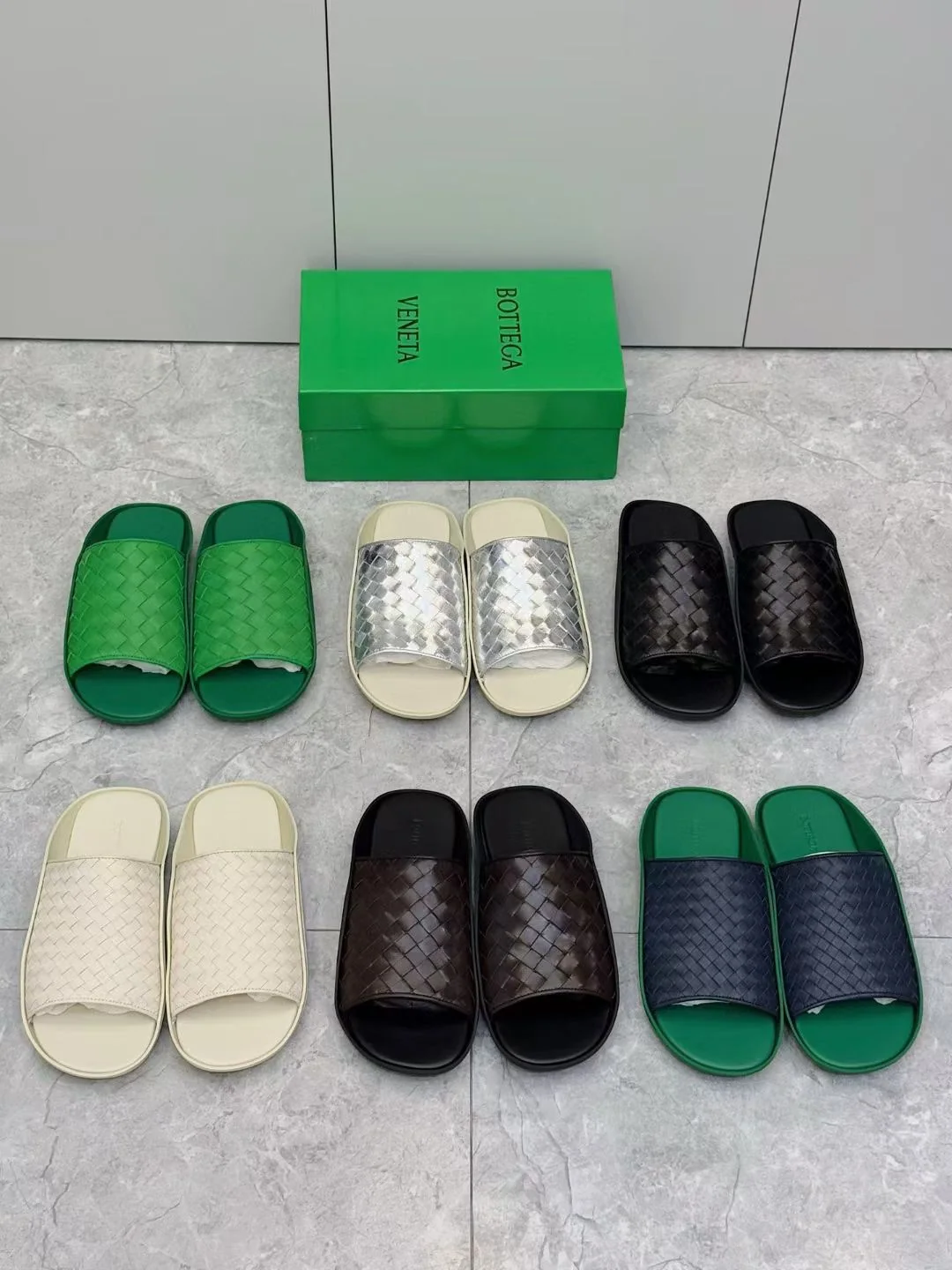 보테가베네타 인트레차토 가죽 웨이브 뮬 샌들 상세 이미지 9
