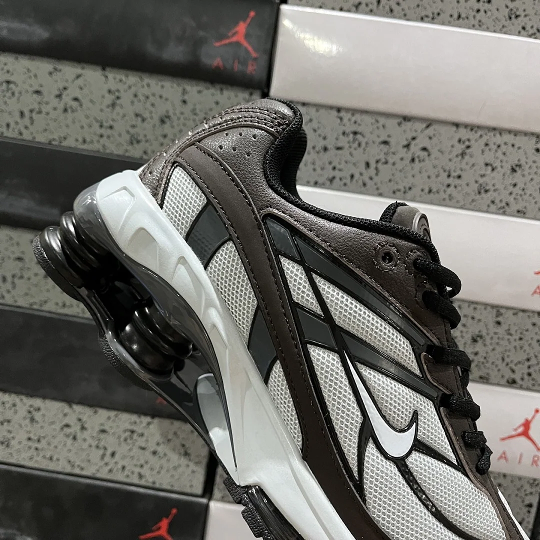 나이키 [WM] 샥스 IO4296-001 201501 Nike Shox Ride 2 Light Smoke Grey Black 상세 이미지 4