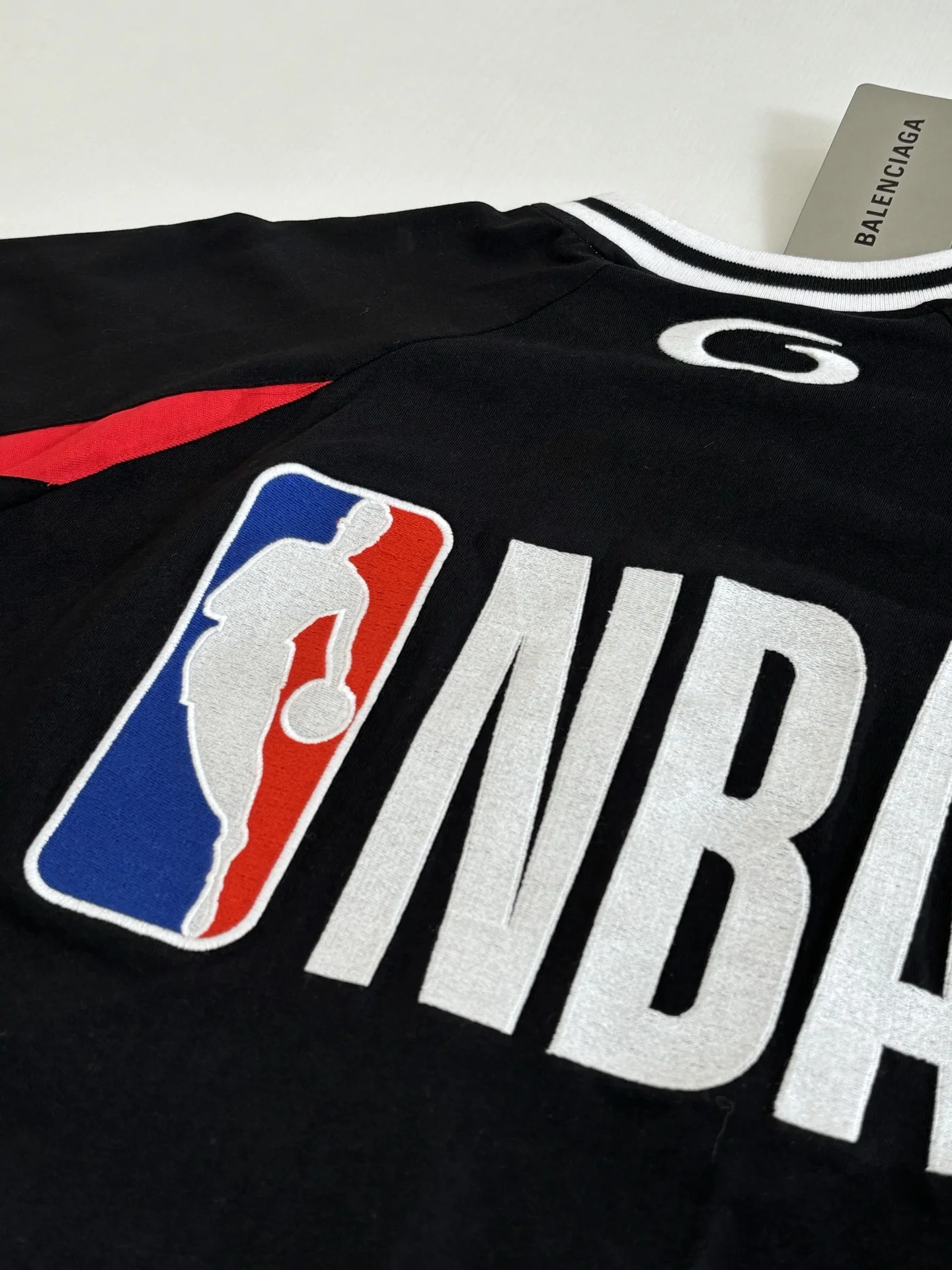 발렌시아가 NBA 콜라보 자수 긴팔 저지 2026 SS 상세 이미지 10