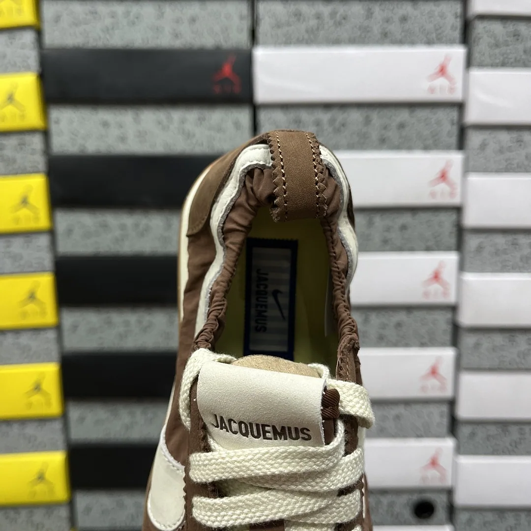 나이키 [GOD] HV8547-200 201597 Nike Moon Shoe SP Jacquemus Fauna Brown 상세 이미지 6