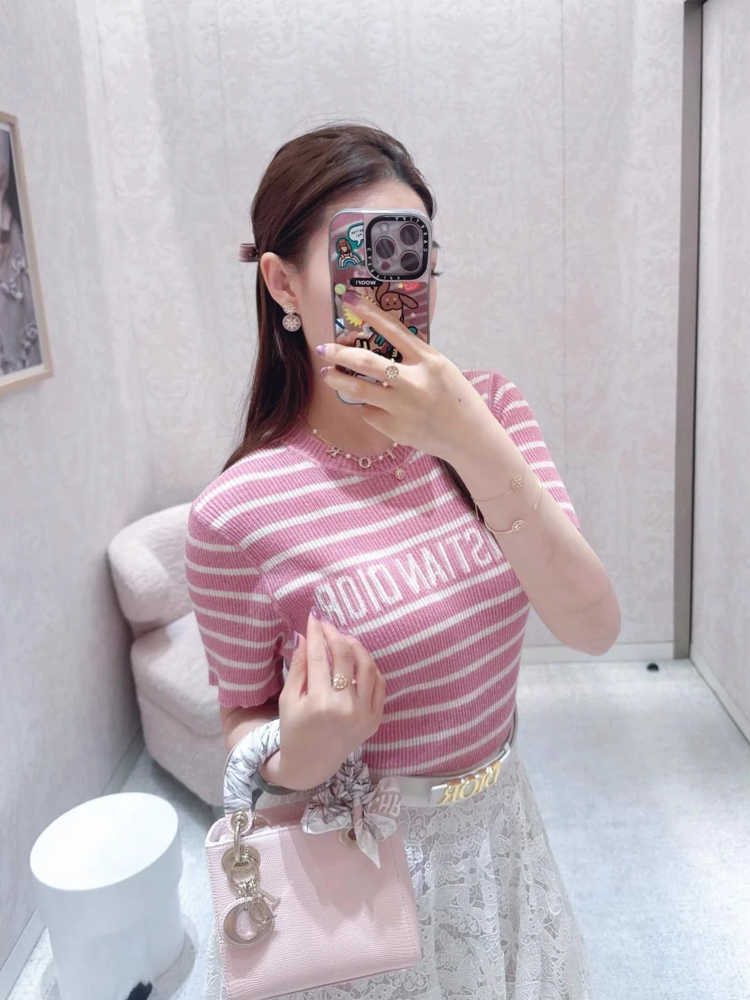 디올 로즈 드 방 18 K 골드 다이아몬드 목걸이 상세 이미지 2