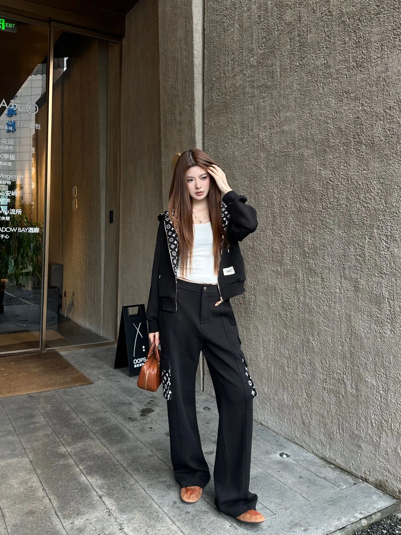 루이비통 카고 와이드 레그 바지 26SS