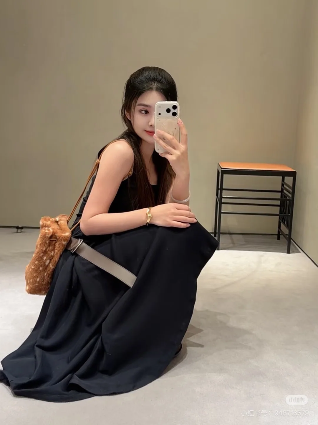 로에베 허리 주름 벨트 원피스 상세 이미지 7