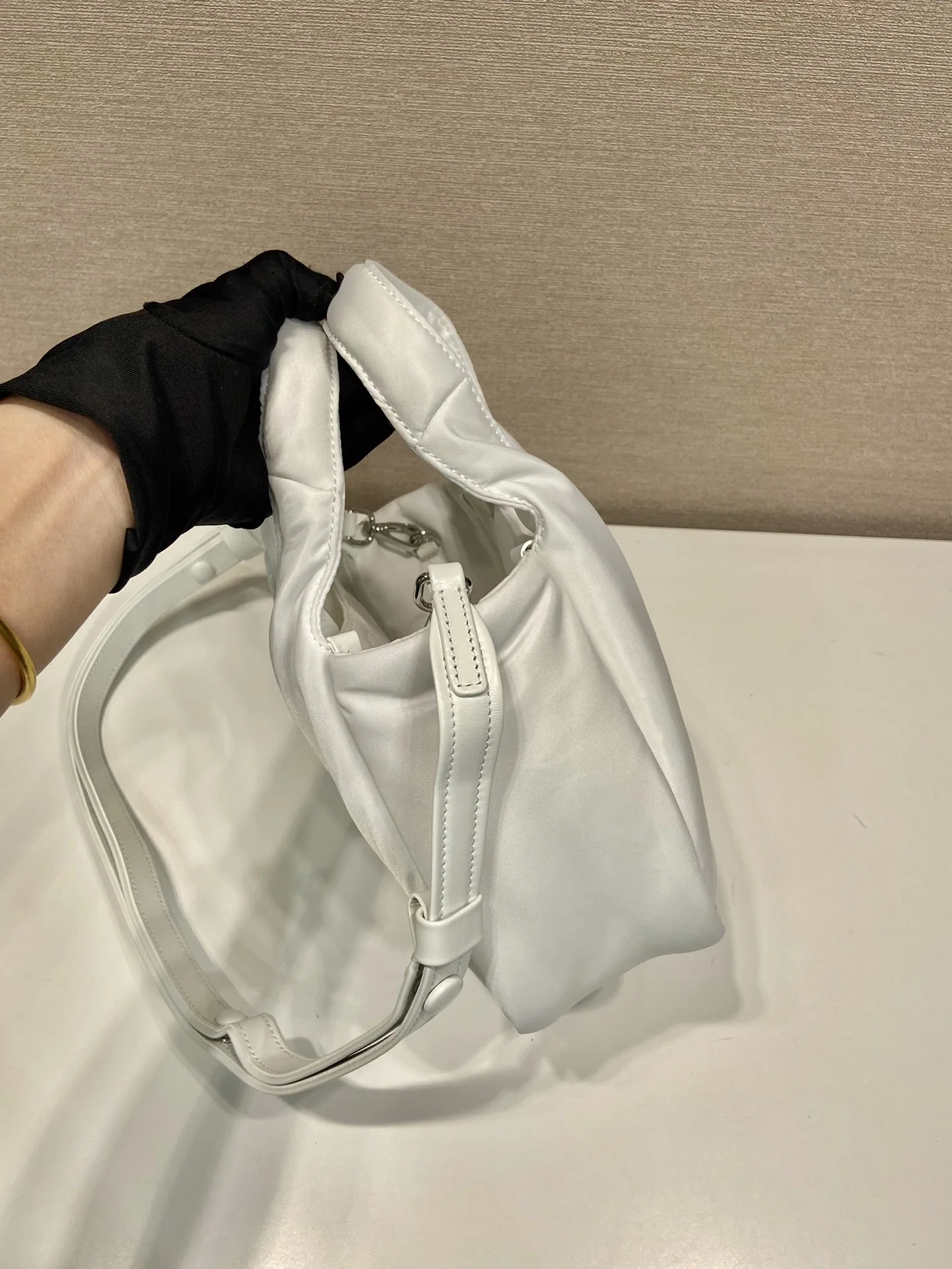 프라다 나일론 미니 토트백 1BA359 상세 이미지 6