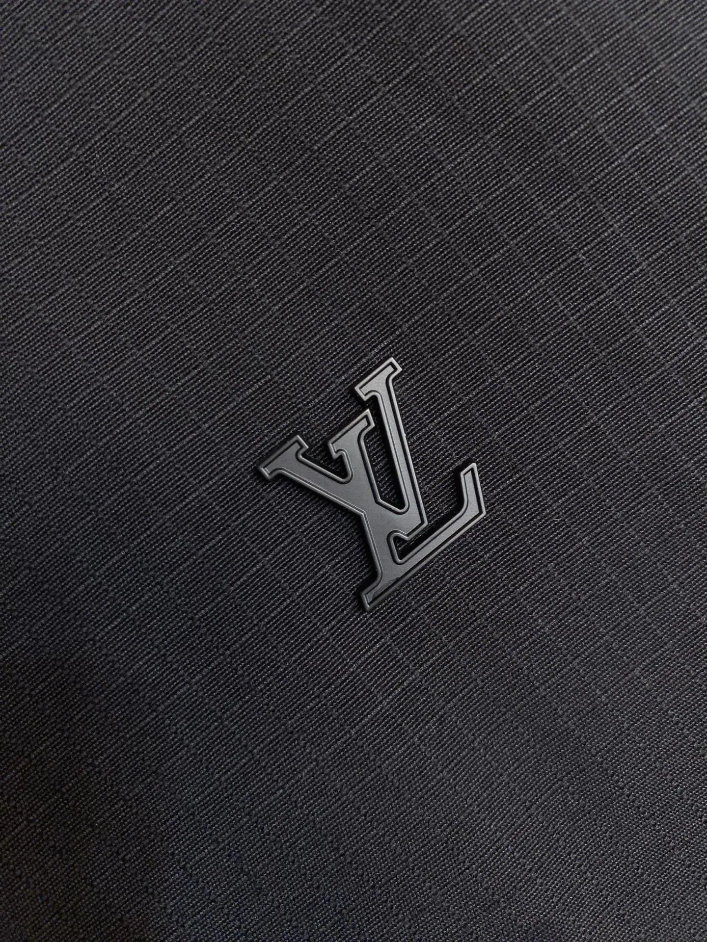 루이비통 LV 자카드 로고 자켓 상세 이미지 4