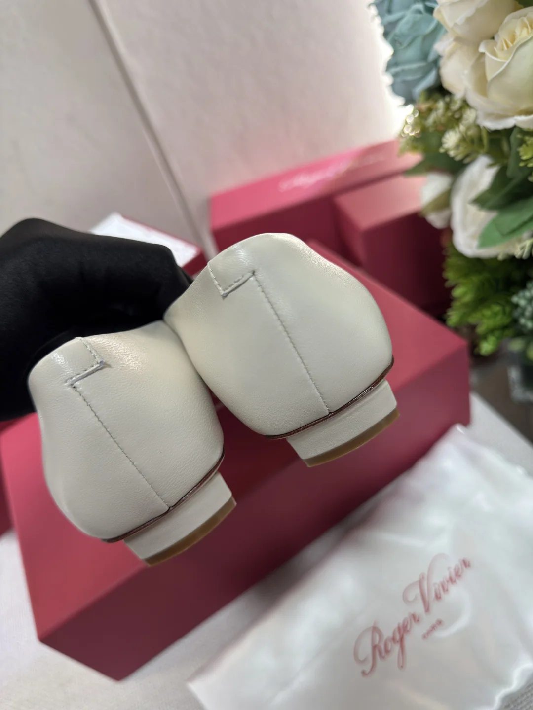 로저비비에 다이아몬드 버클 여성 신발 상세 이미지 9