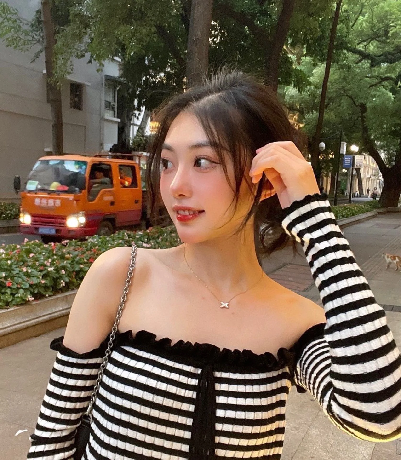 쇼메 화이트 마더오브펄 로즈골드 목걸이 상세 이미지 2
