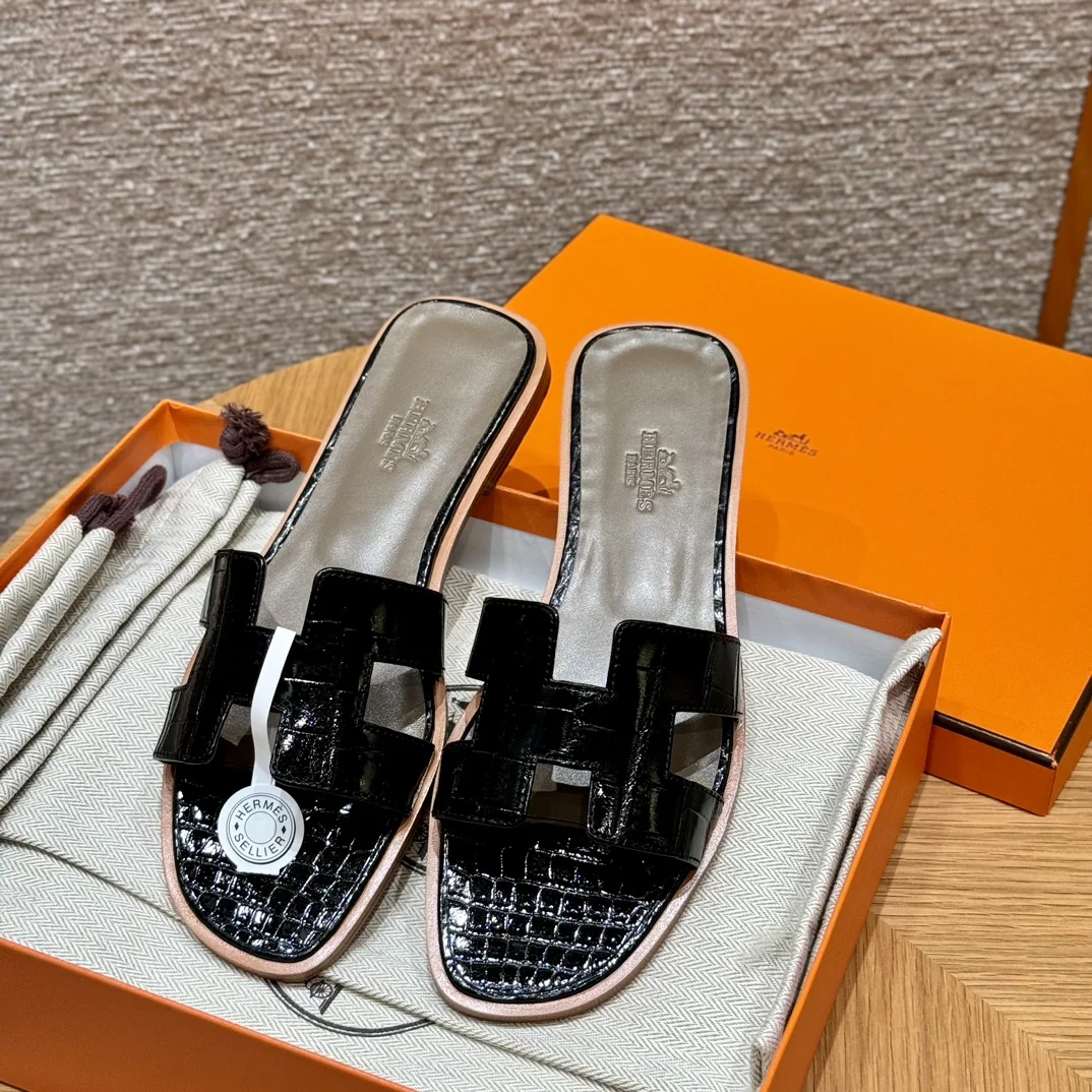 에르메스 오란 악어가죽 샌들 117419