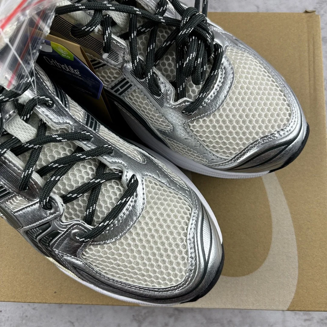 아식스 [ZC] 젤 카야노 14 1203A566-100 200260 Asics Gel-Kayano 14 Kith Cream Scarab 상세 이미지 2