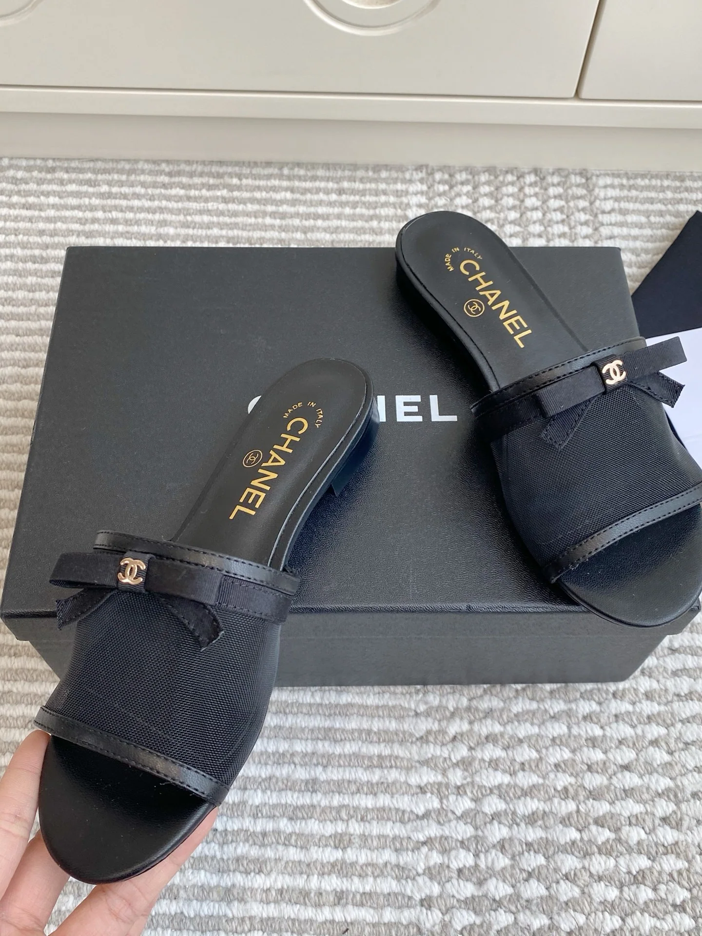 샤넬 메시 더블 C 리본 샌들 상세 이미지 3
