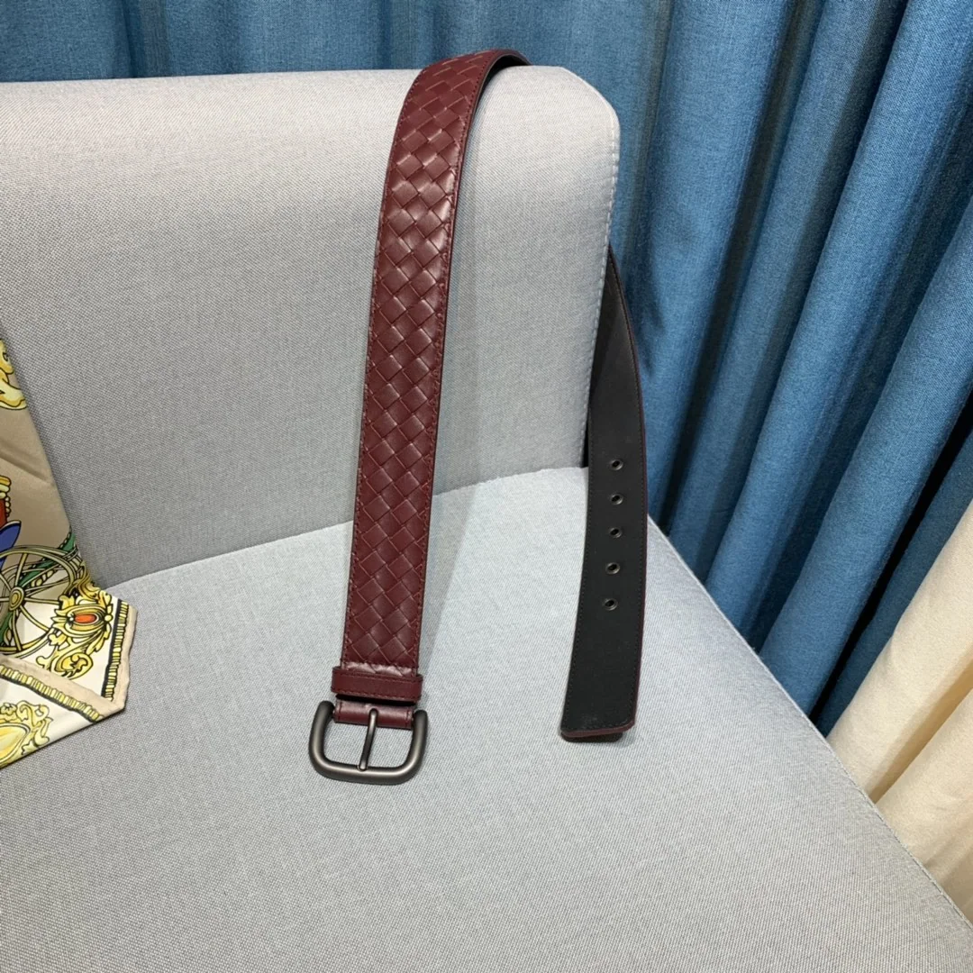 보테가베네타 BV 수공예 이탈리아산 송아지가죽 벨트 상세 이미지 3