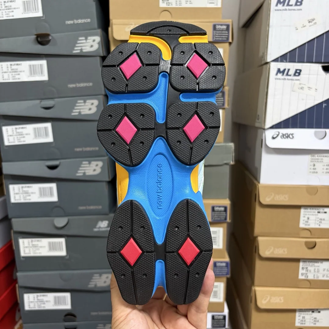 뉴발란스 [C] 9060 화이트 그린 U9060NBN 202087 New Balance 9060 상세 이미지 4