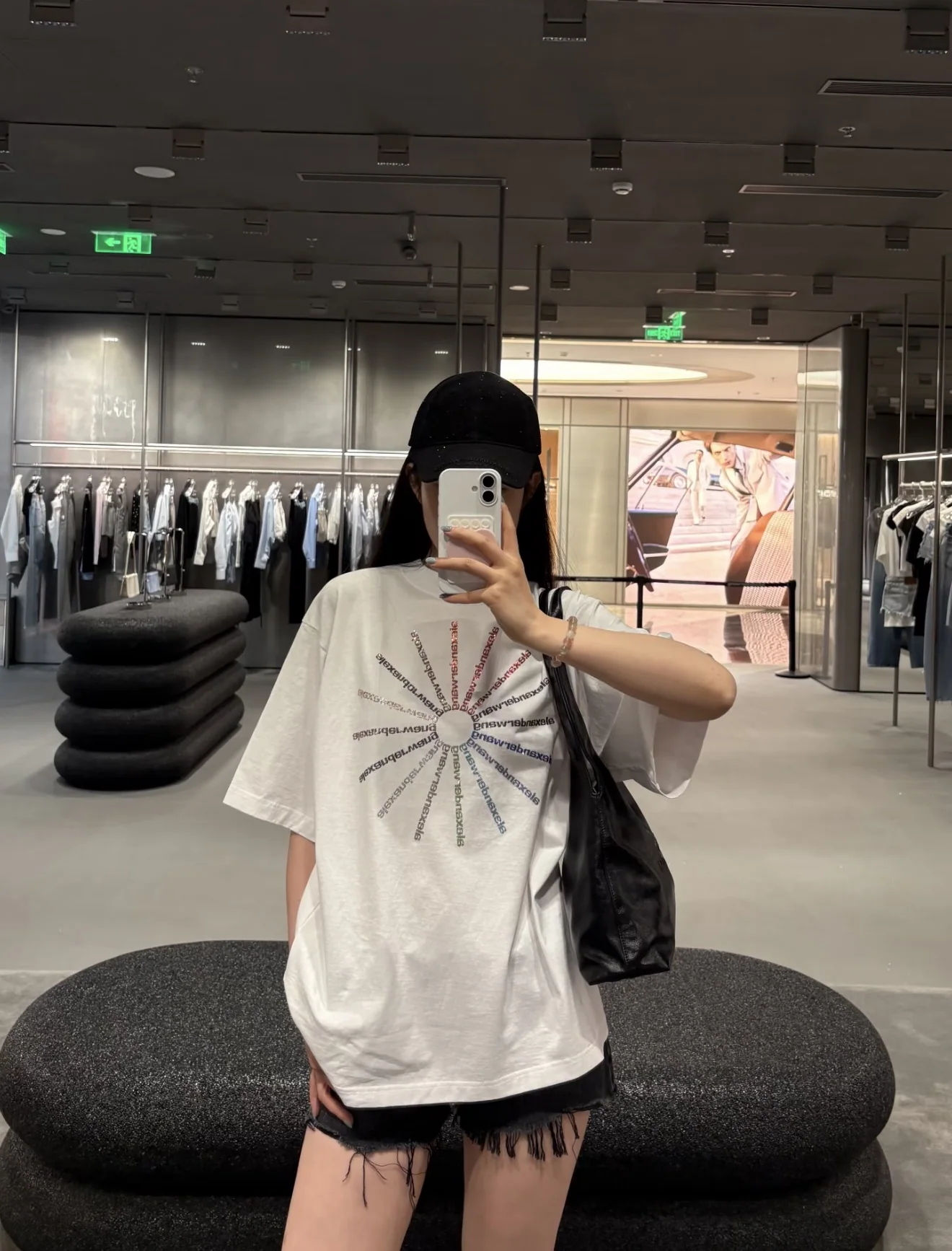 알렉산더왕 불꽃 라인스톤 여성 반팔 티셔츠 상세 이미지 3