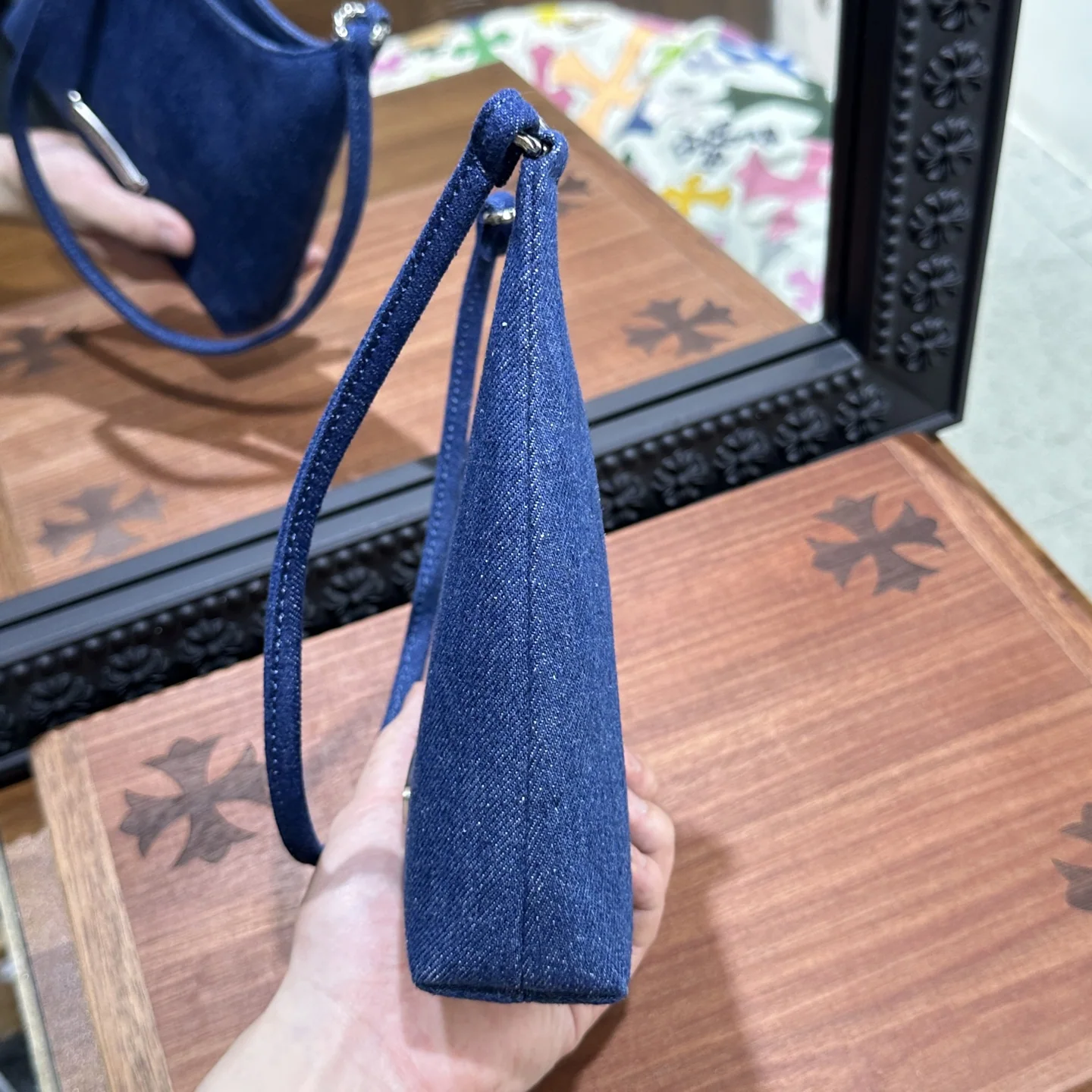 크롬하츠 카우보이 비브 가방 상세 이미지 6