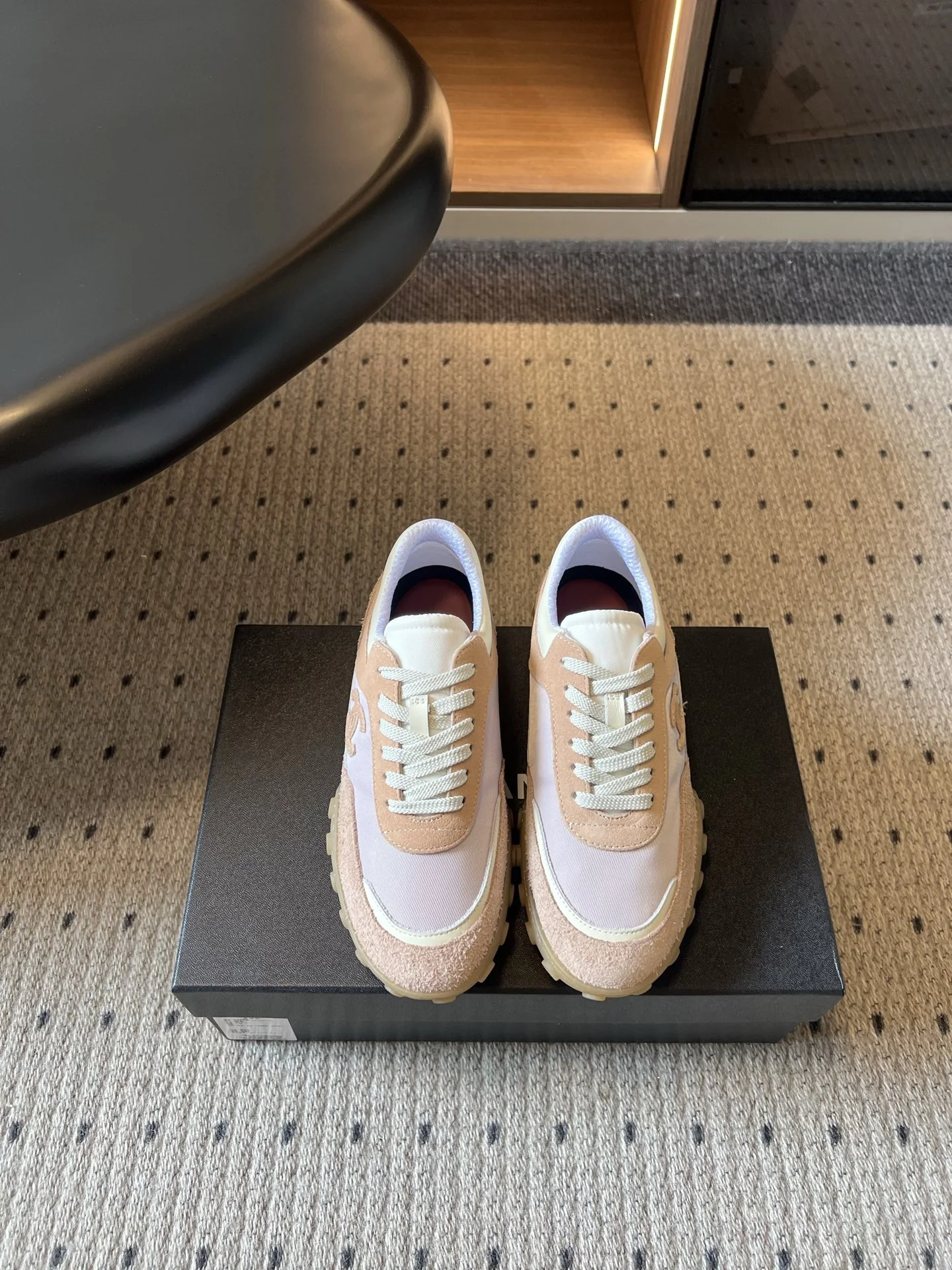 샤넬 컬러블록 레트로 스니커즈 148040